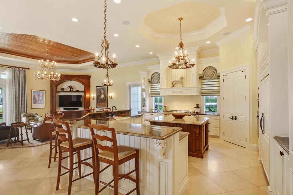 PALM BEACH POINT - Residential