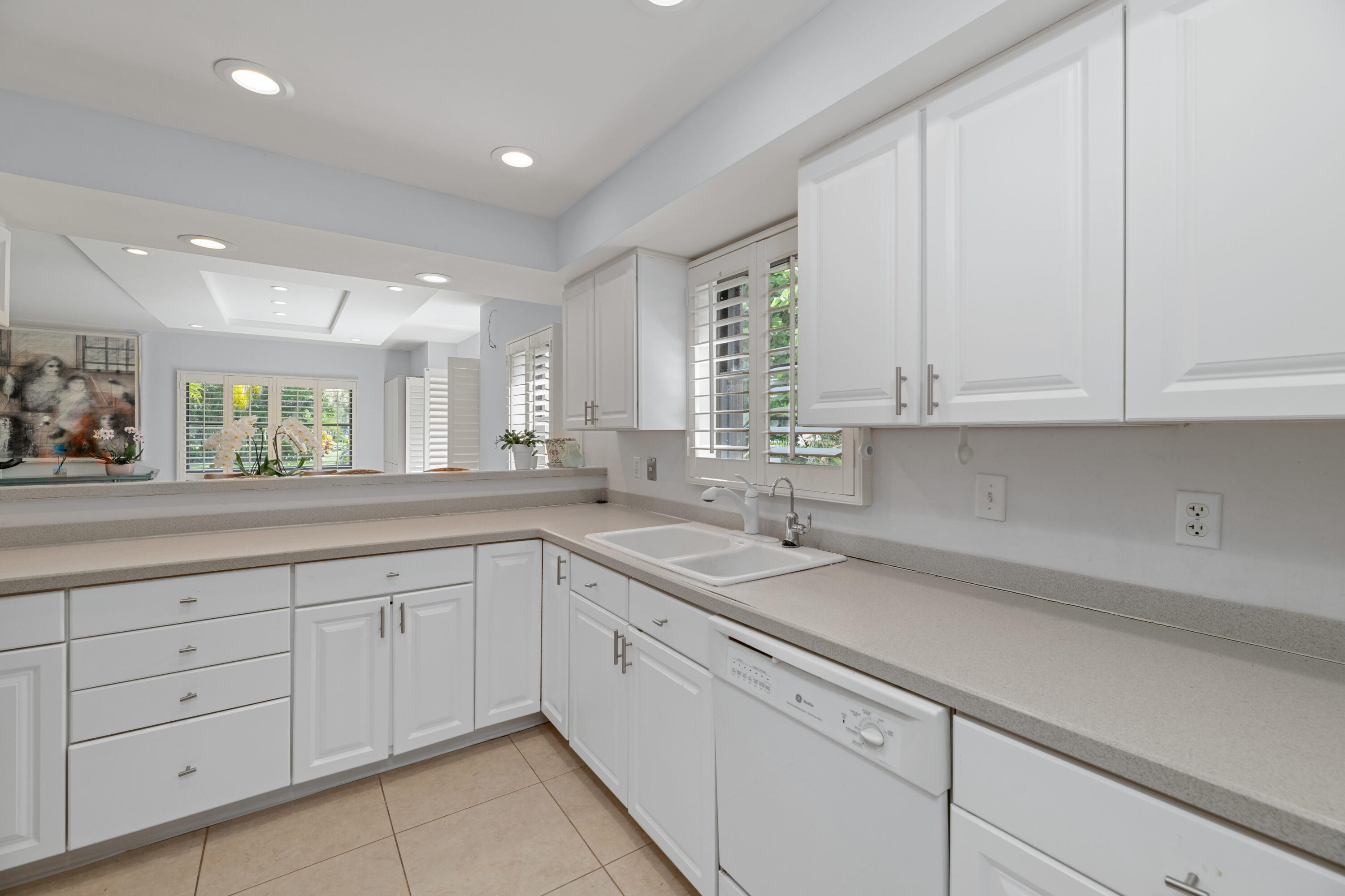LA QUINTA CONDO - Residential Lease
