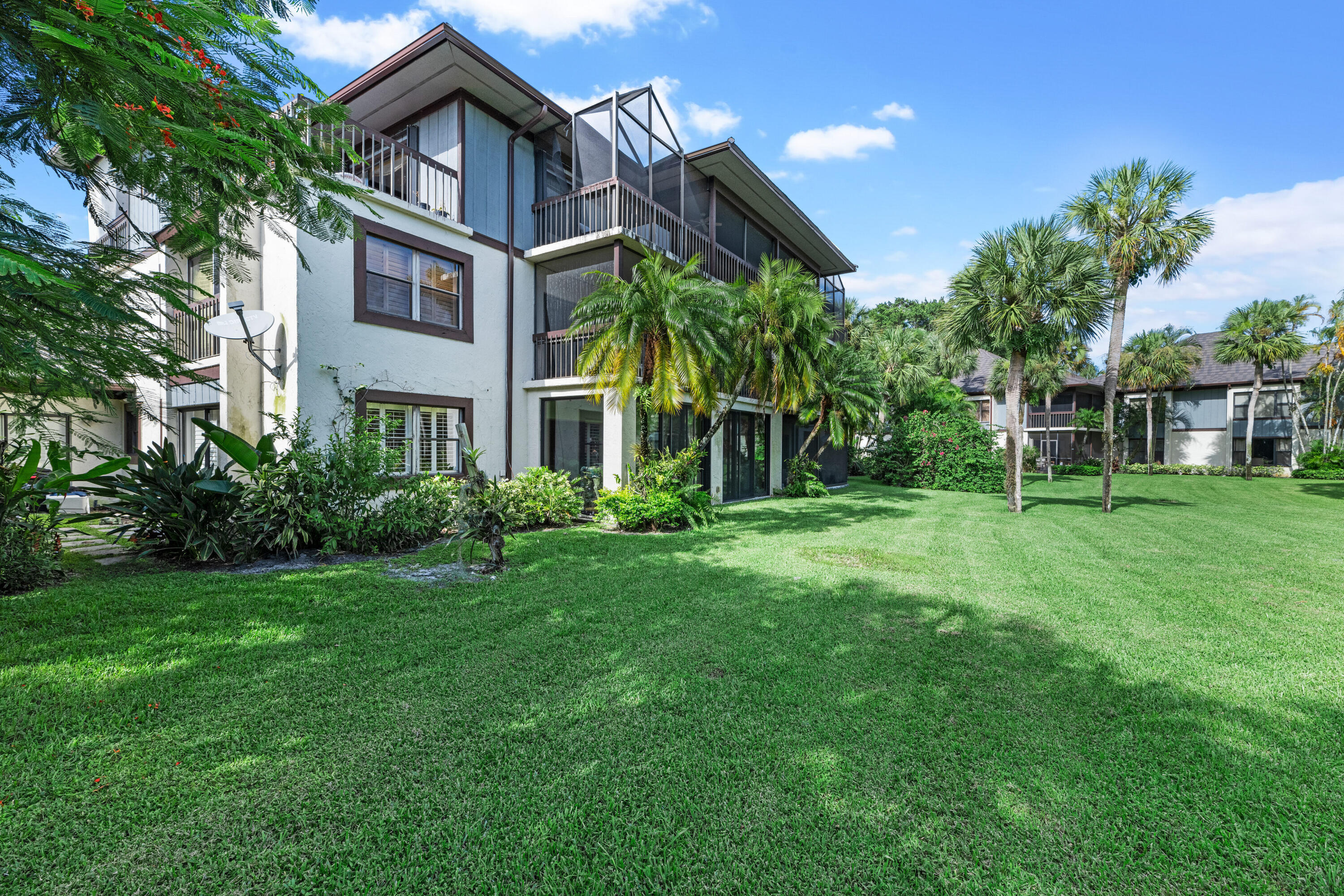 LA QUINTA CONDO - Residential Lease