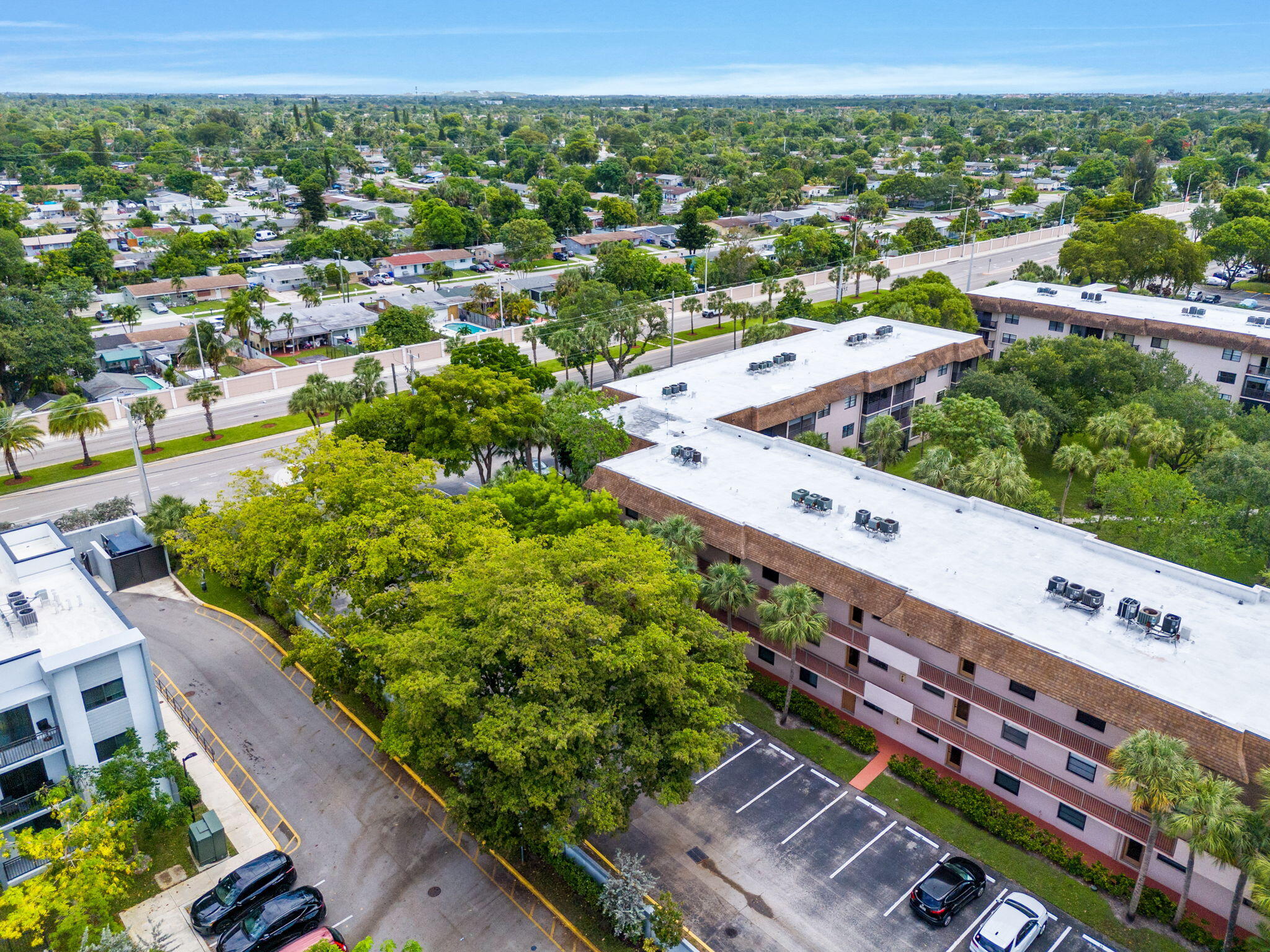 LAKES OF CARRIAGE HILLS - Residential