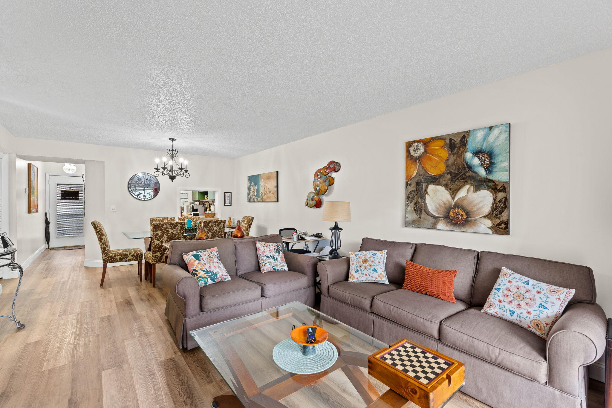 LAKES OF CARRIAGE HILLS - Residential