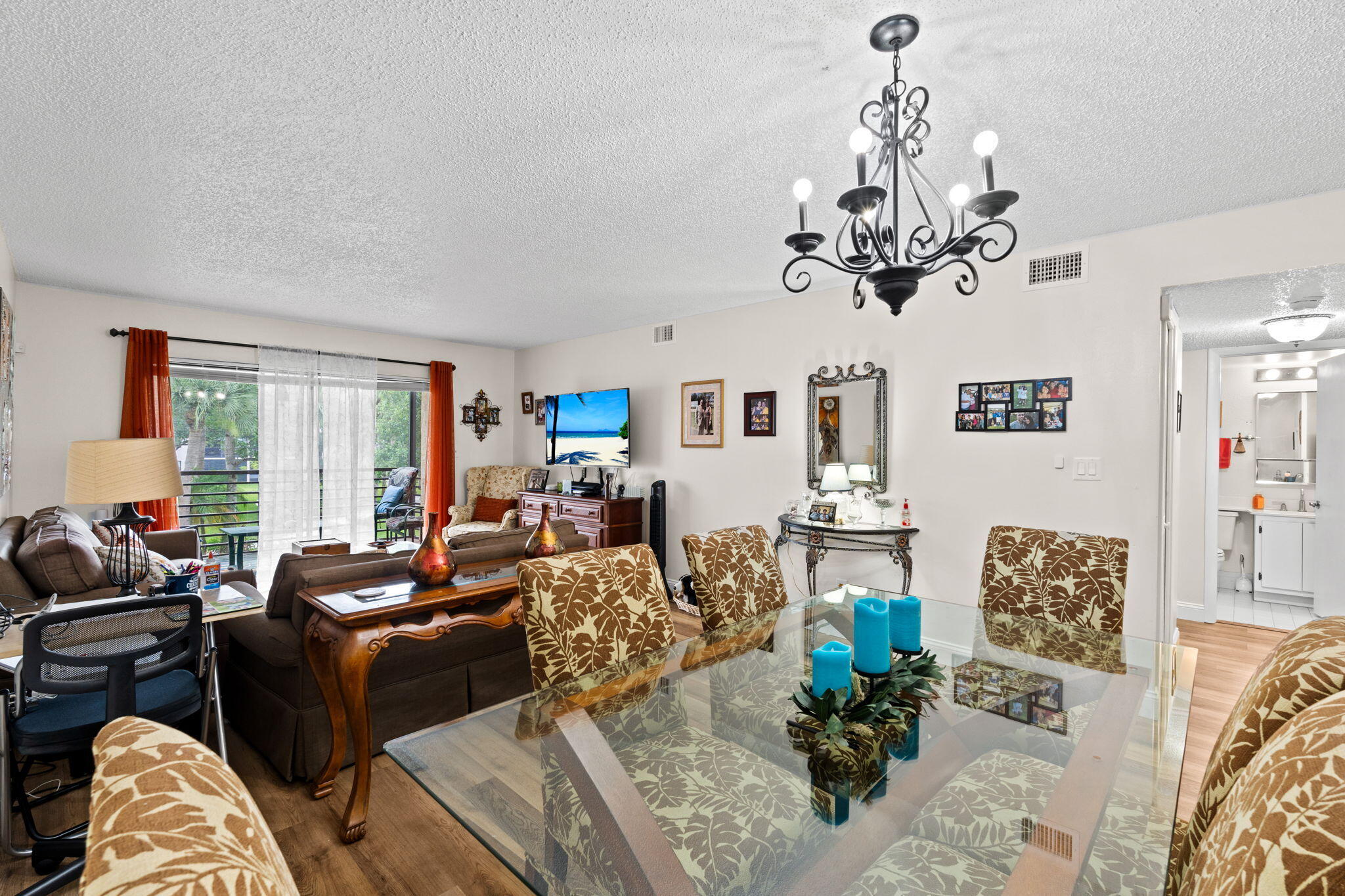 LAKES OF CARRIAGE HILLS - Residential