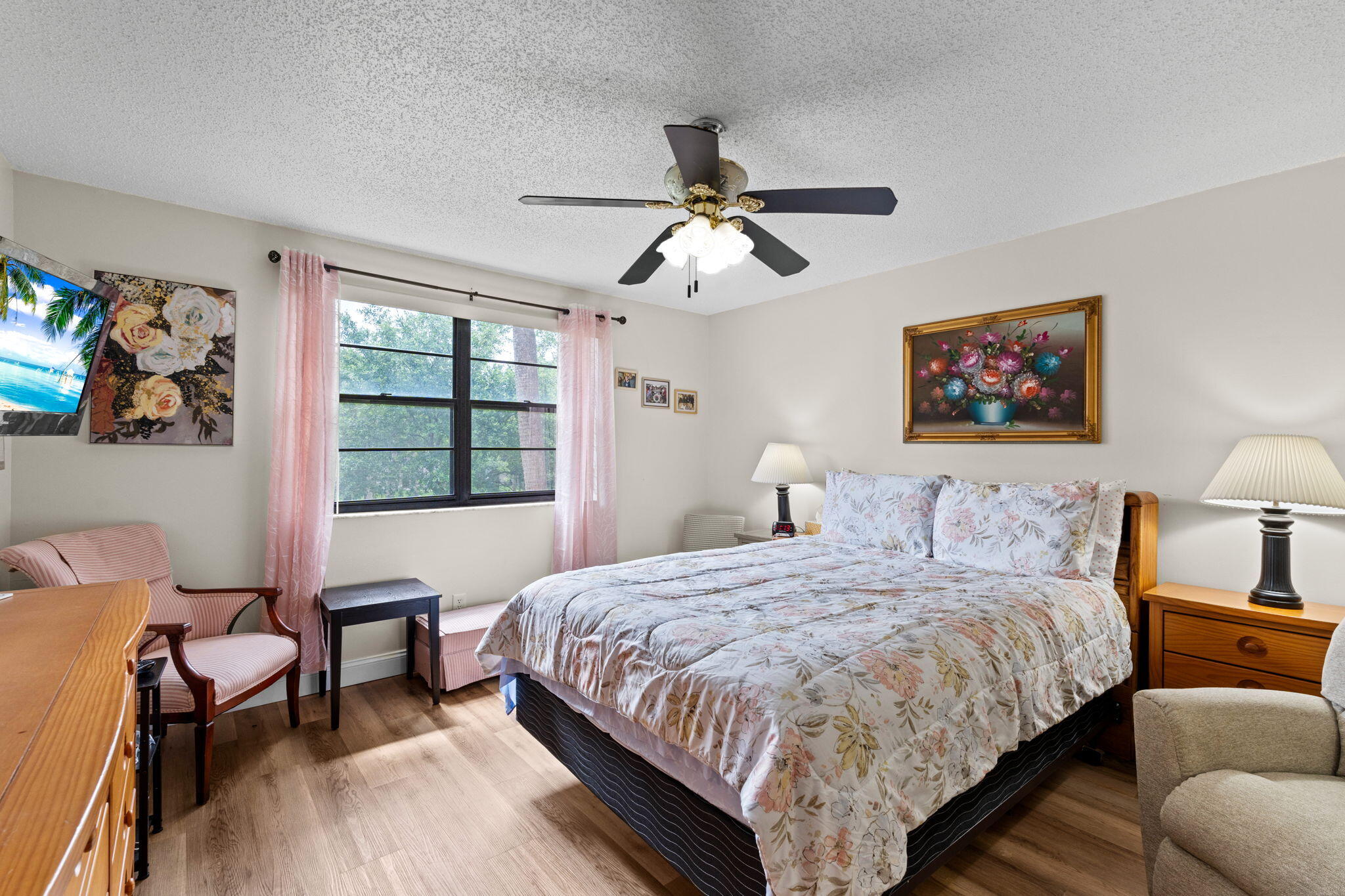 LAKES OF CARRIAGE HILLS - Residential