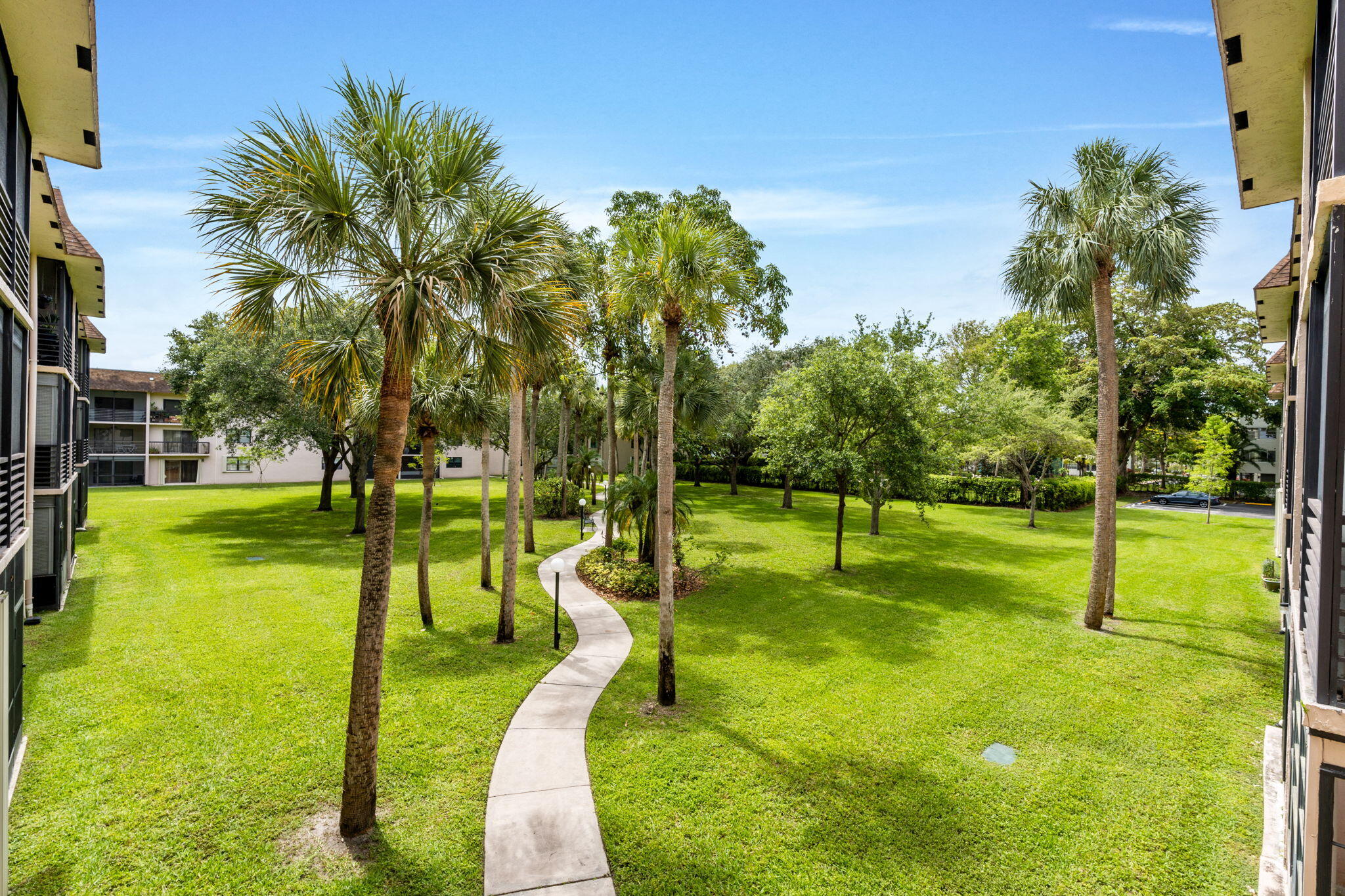 LAKES OF CARRIAGE HILLS - Residential