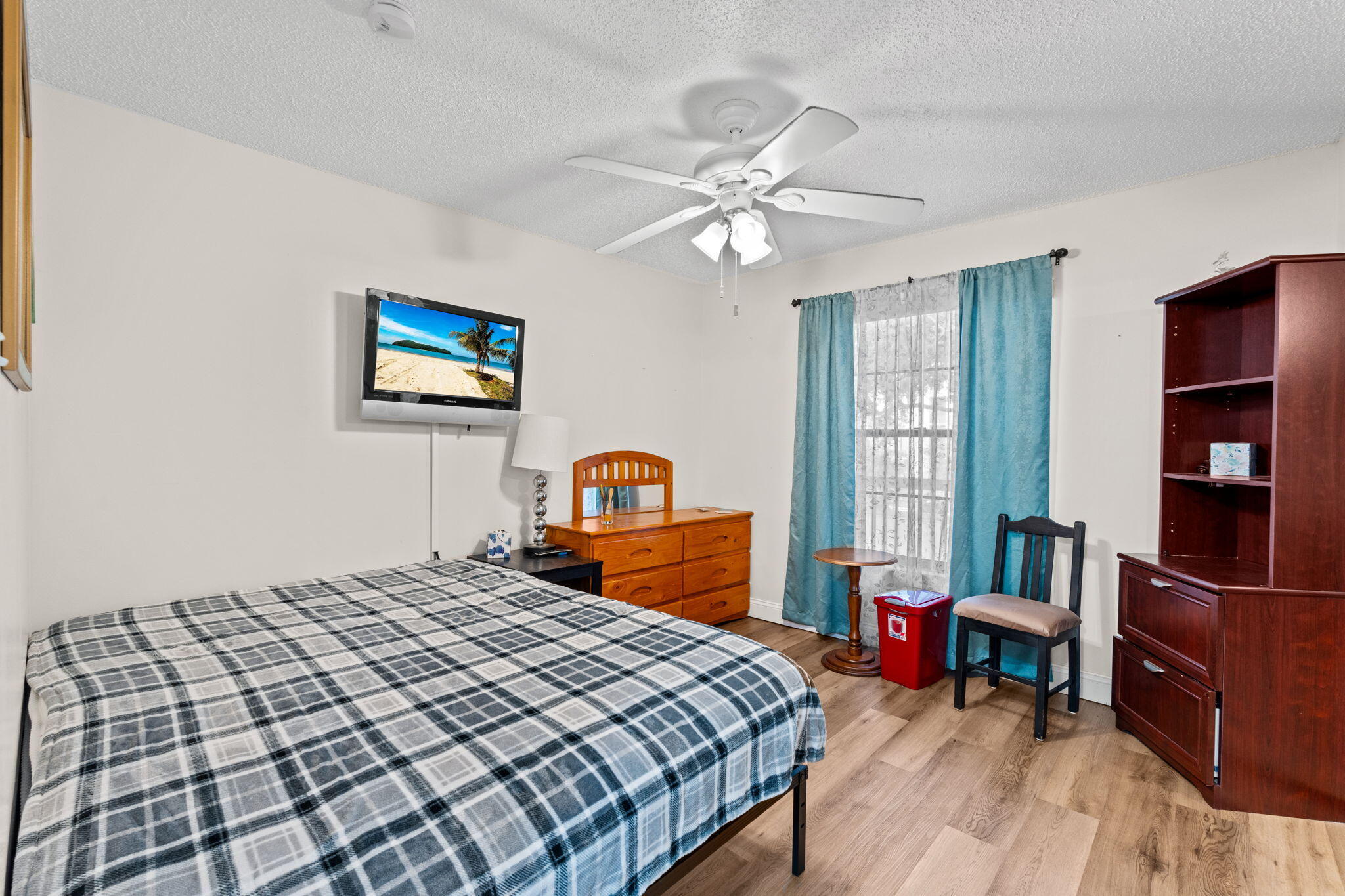 LAKES OF CARRIAGE HILLS - Residential