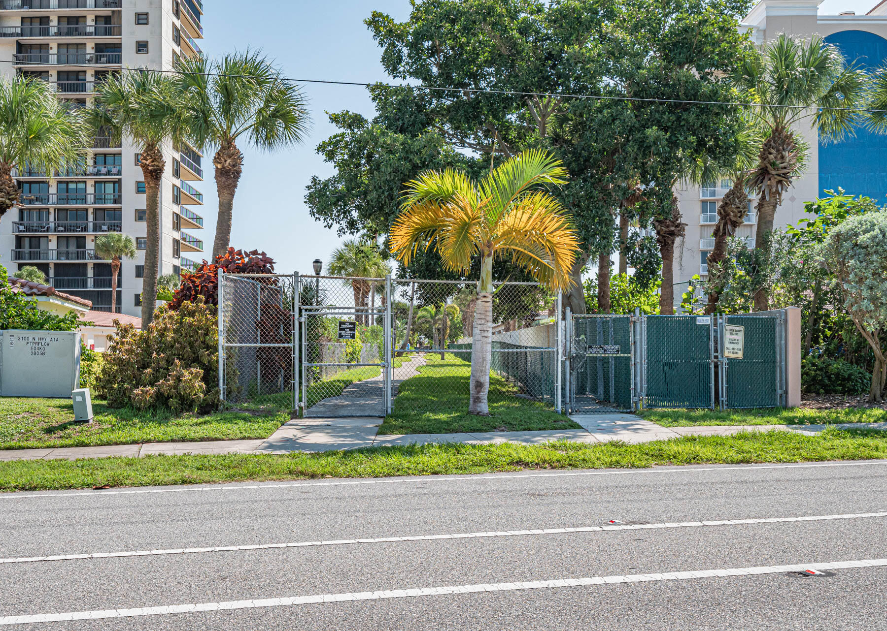 THE SANDS SECTION 1 CONDOMINIUM - Residential
