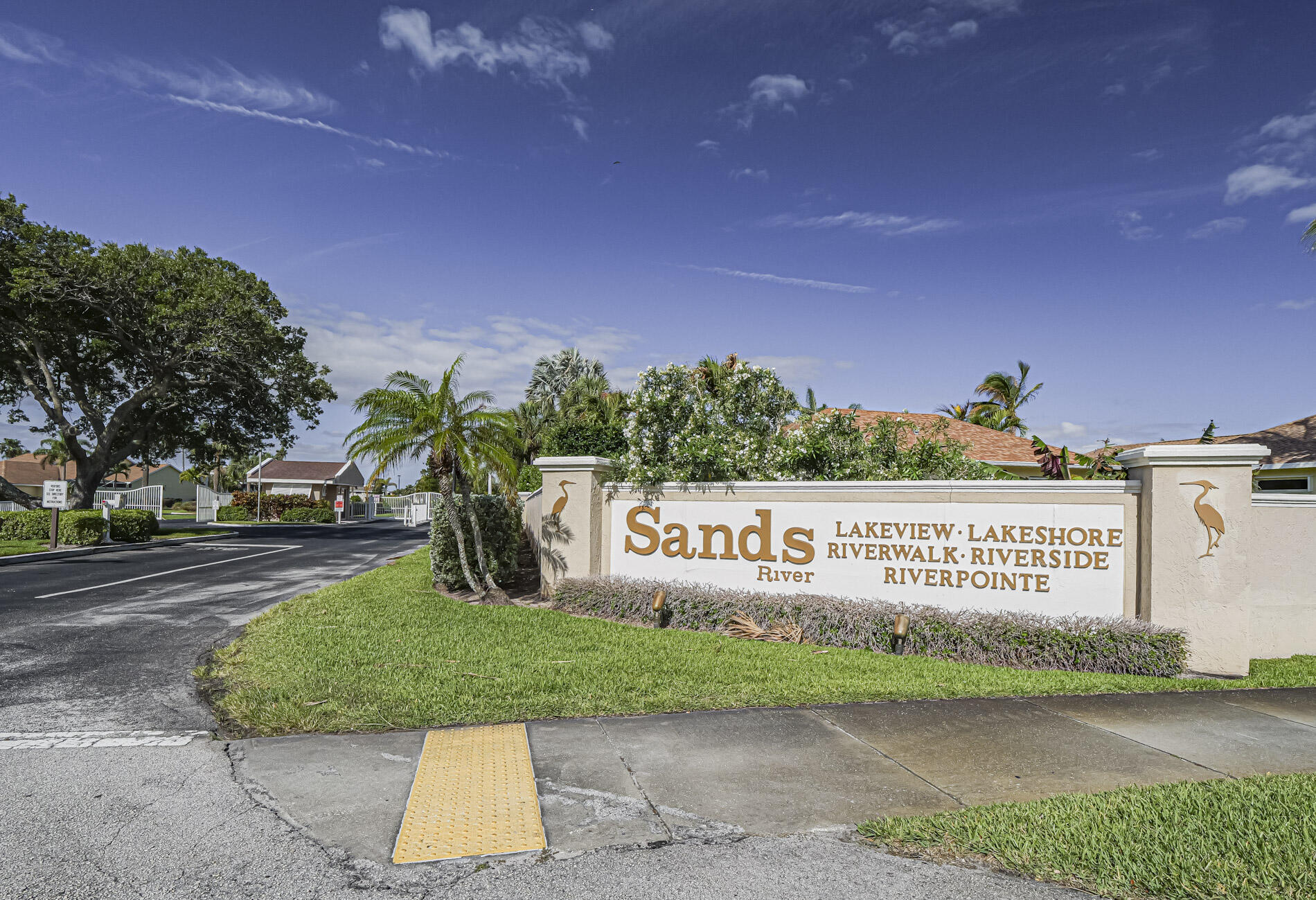 THE SANDS SECTION 1 CONDOMINIUM - Residential