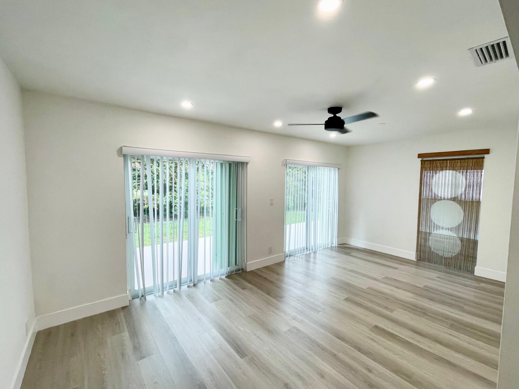 WESTWOOD COMMUNITY 6 - Residential Lease