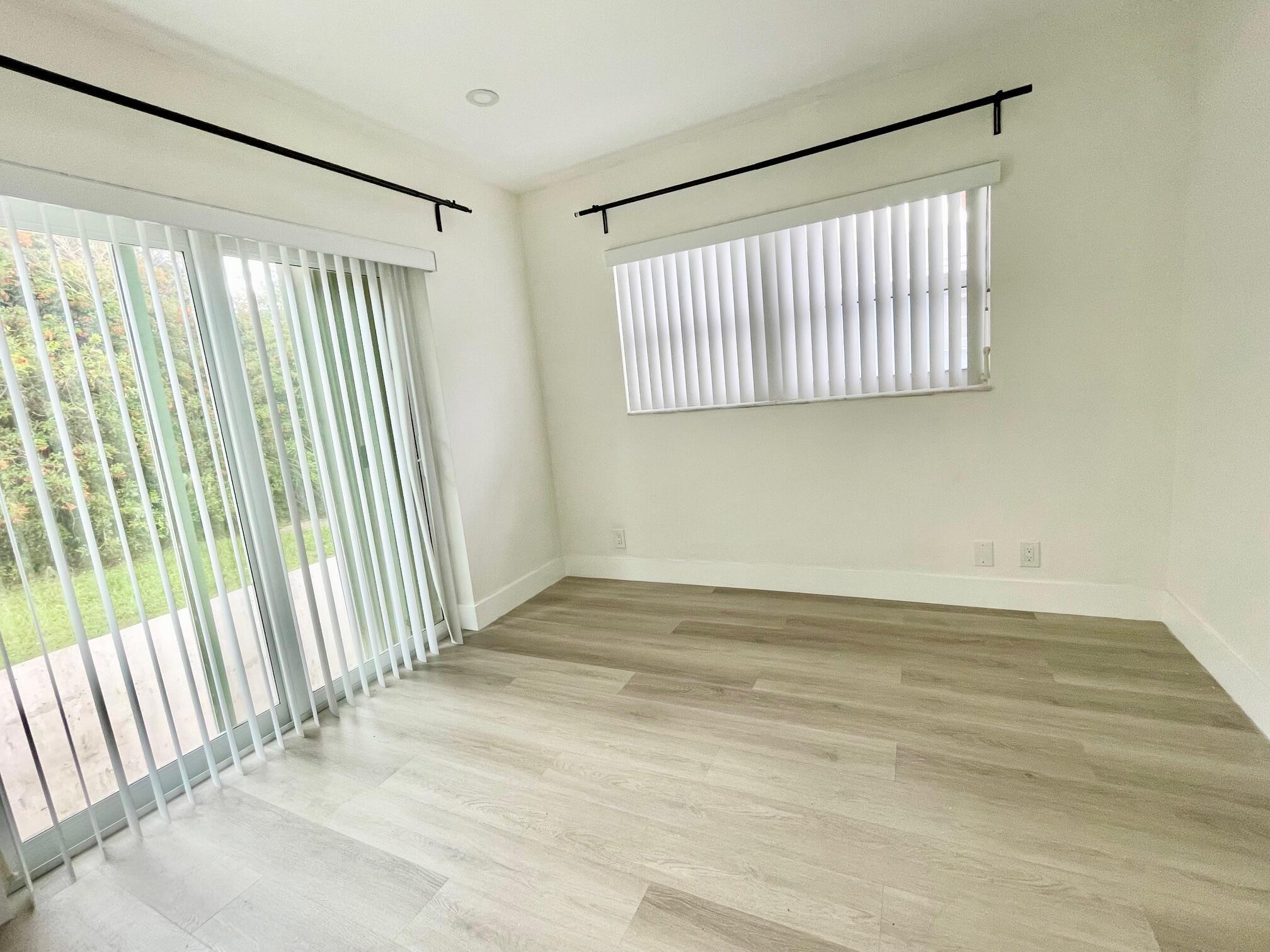 WESTWOOD COMMUNITY 6 - Residential Lease