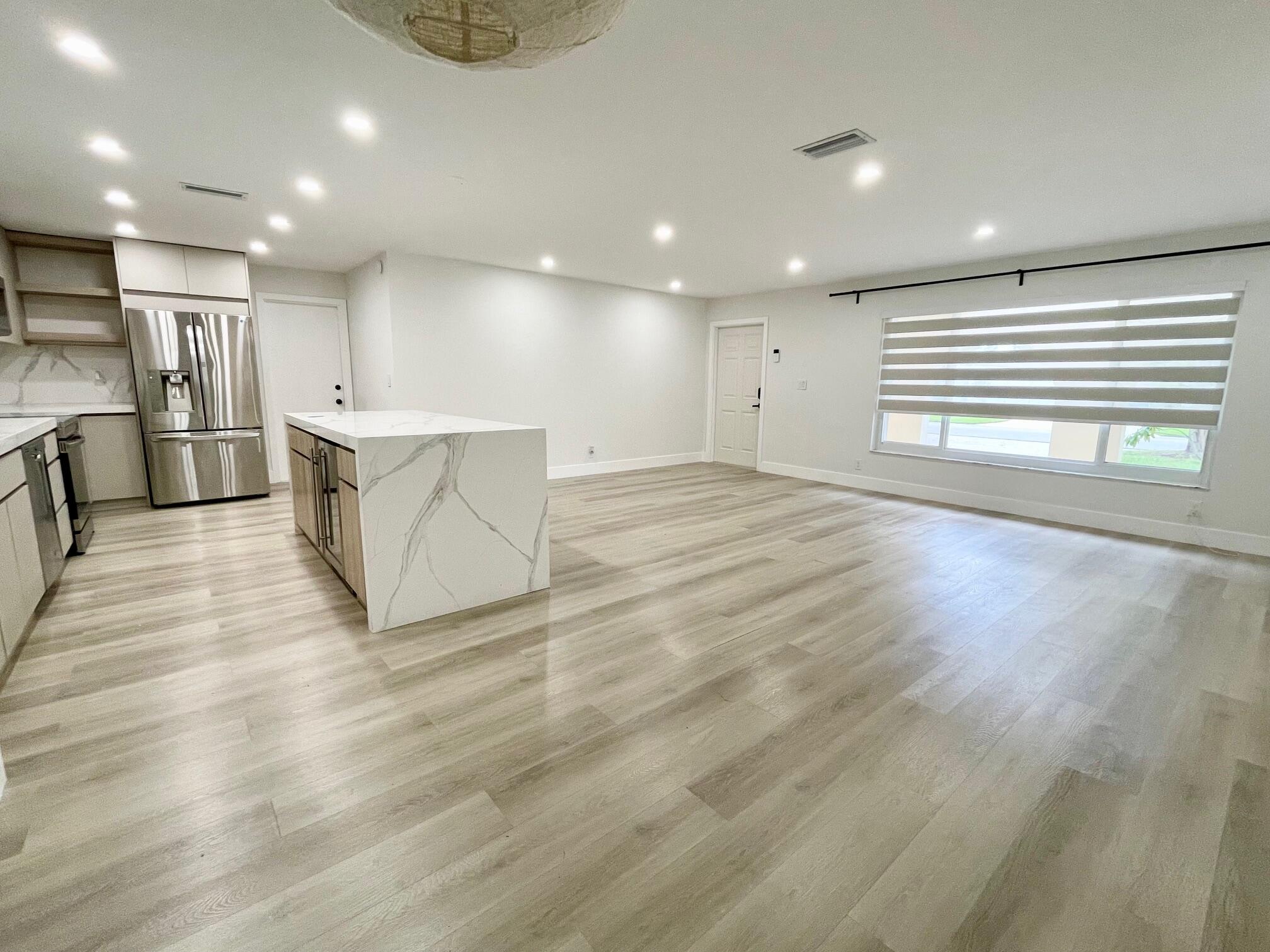 WESTWOOD COMMUNITY 6 - Residential Lease