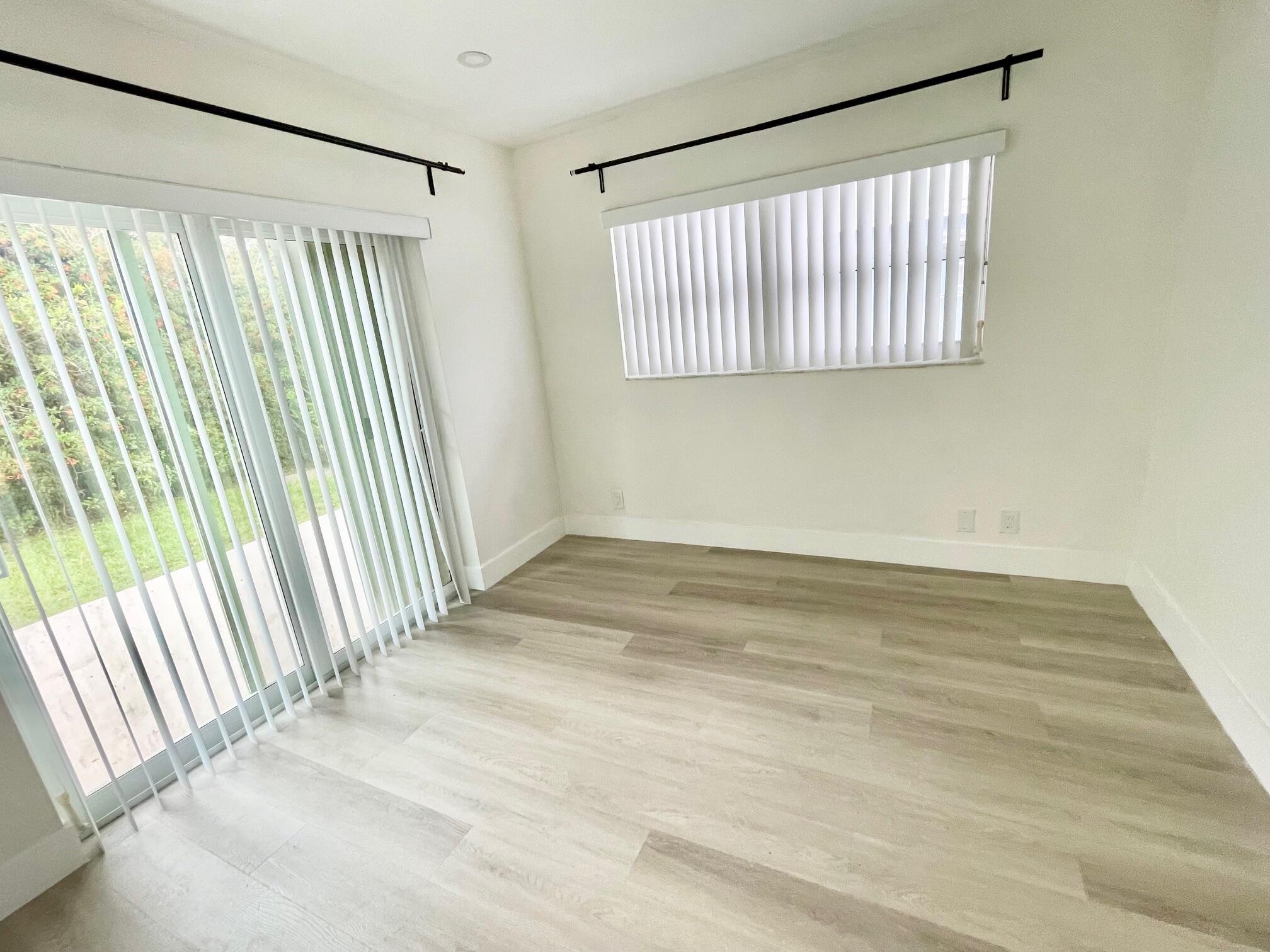 WESTWOOD COMMUNITY 6 - Residential Lease