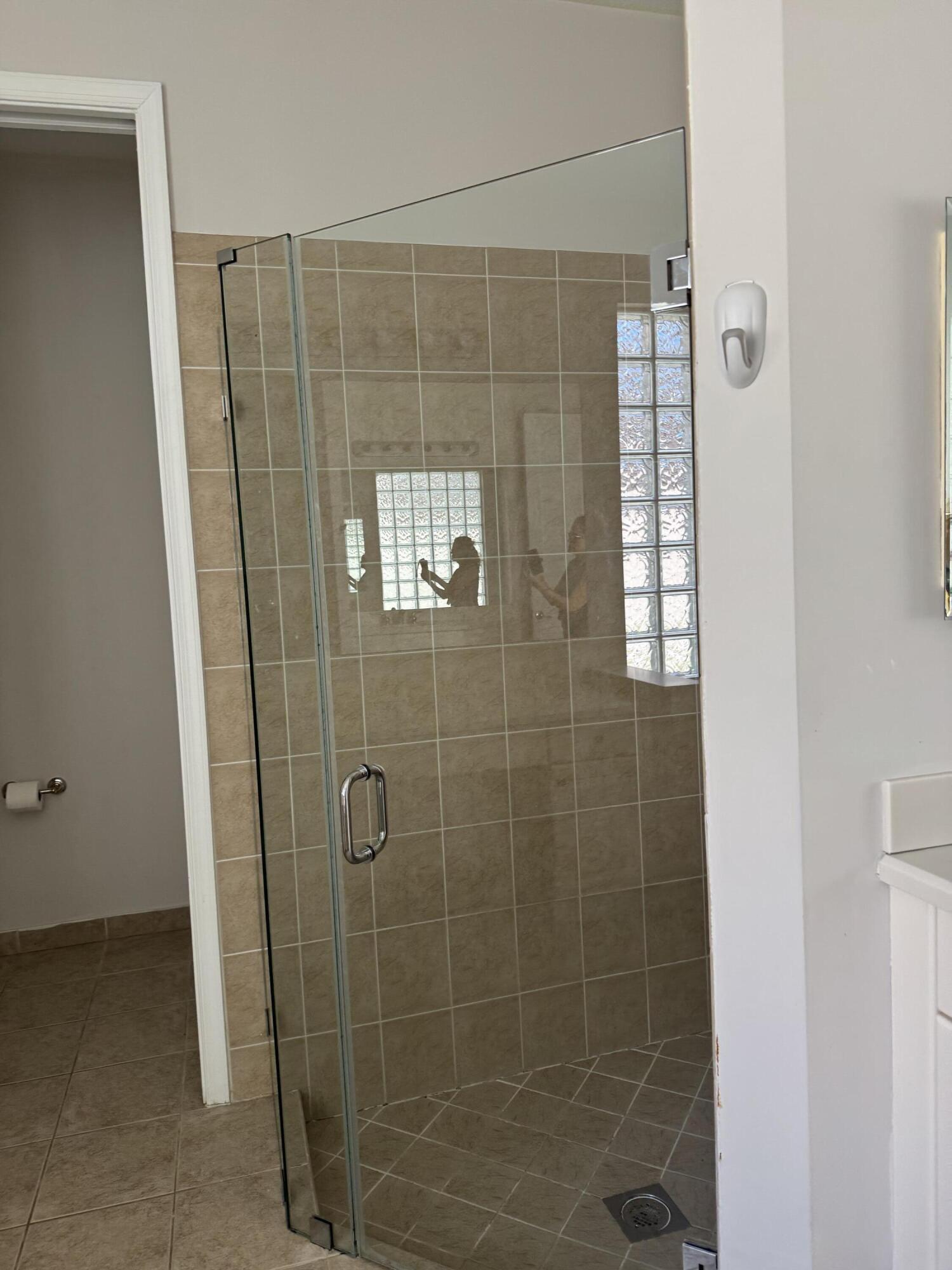 SECOND REPLAT OF PORTOFINO ISLES - Residential Lease