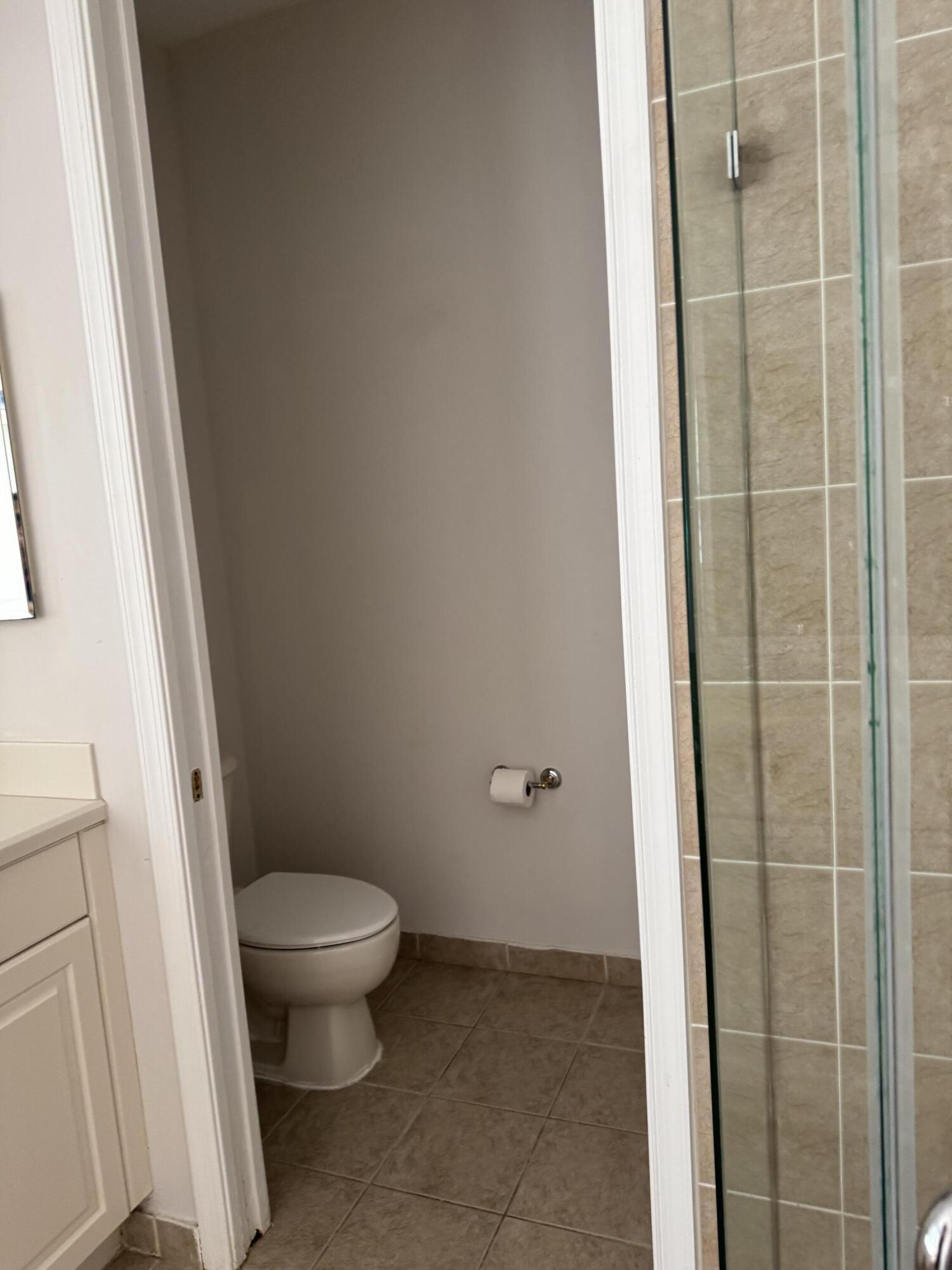 SECOND REPLAT OF PORTOFINO ISLES - Residential Lease