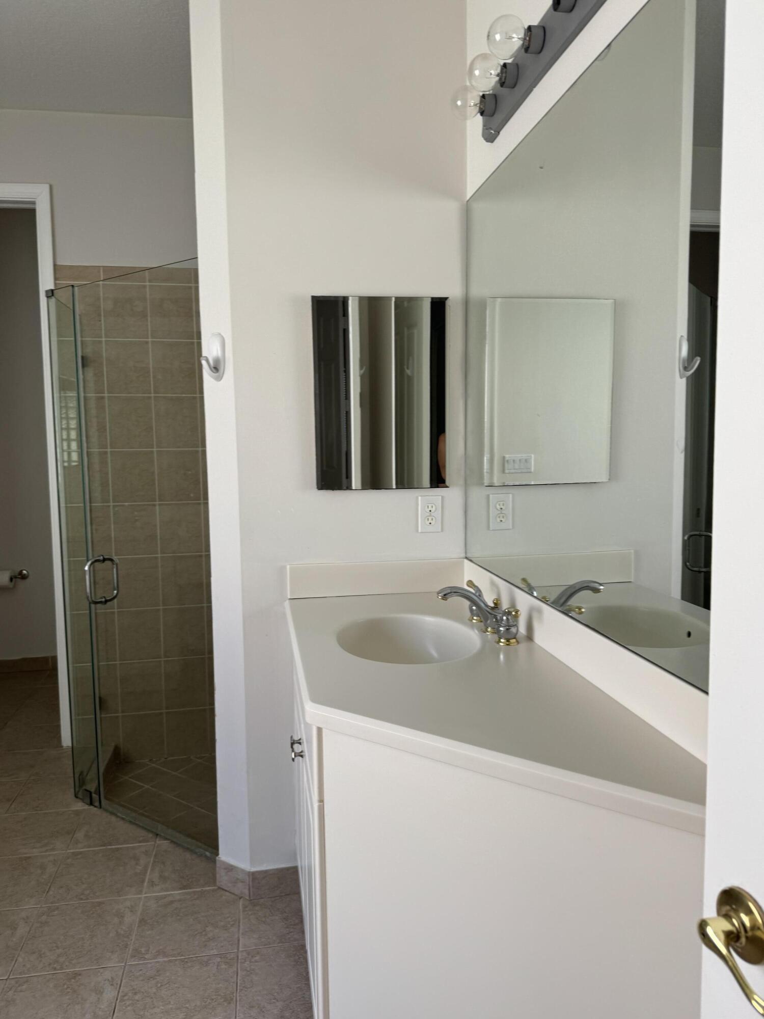 SECOND REPLAT OF PORTOFINO ISLES - Residential Lease
