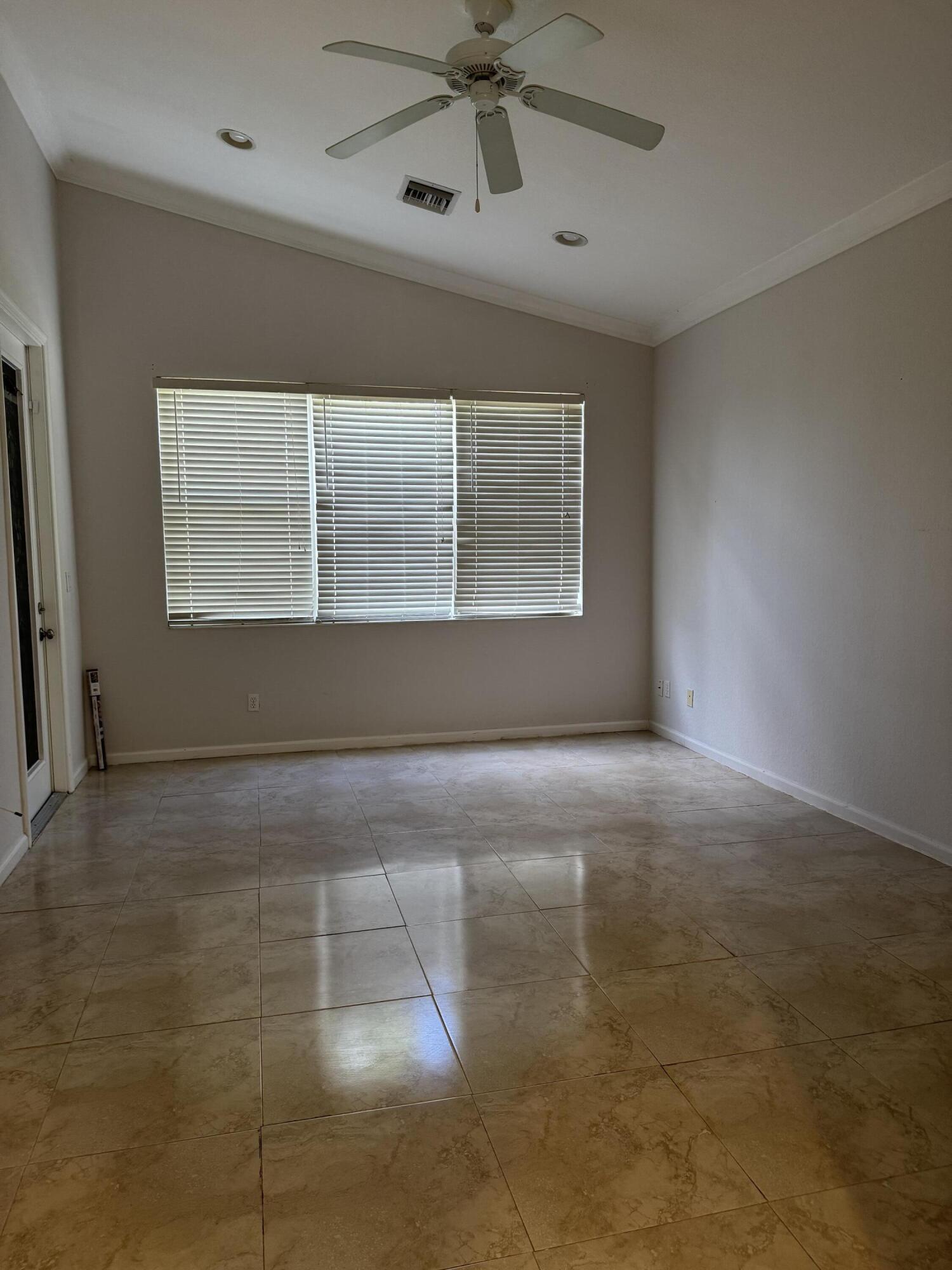 SECOND REPLAT OF PORTOFINO ISLES - Residential Lease