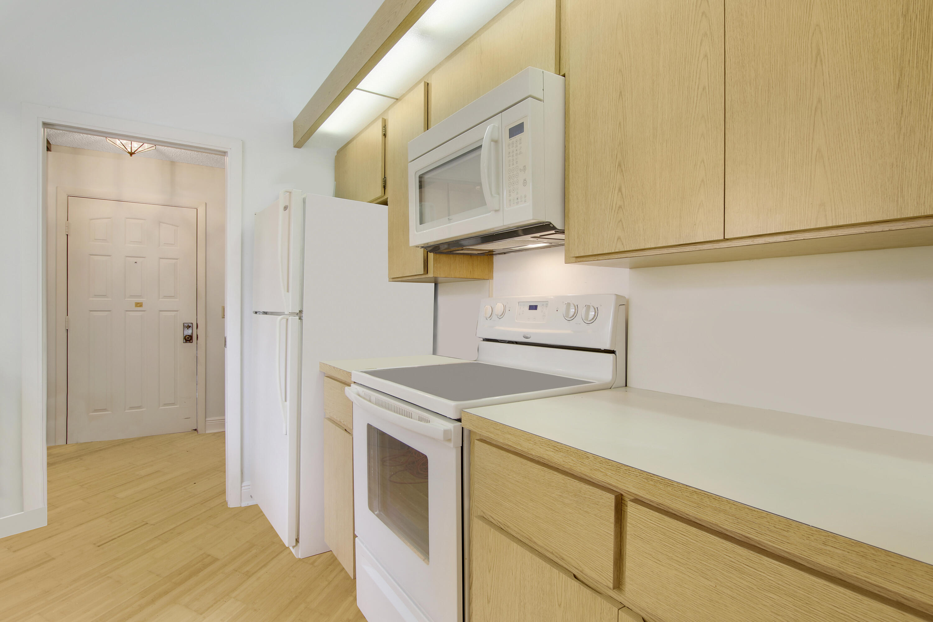 RIDGE AT THE BLUFFS - Residential Lease