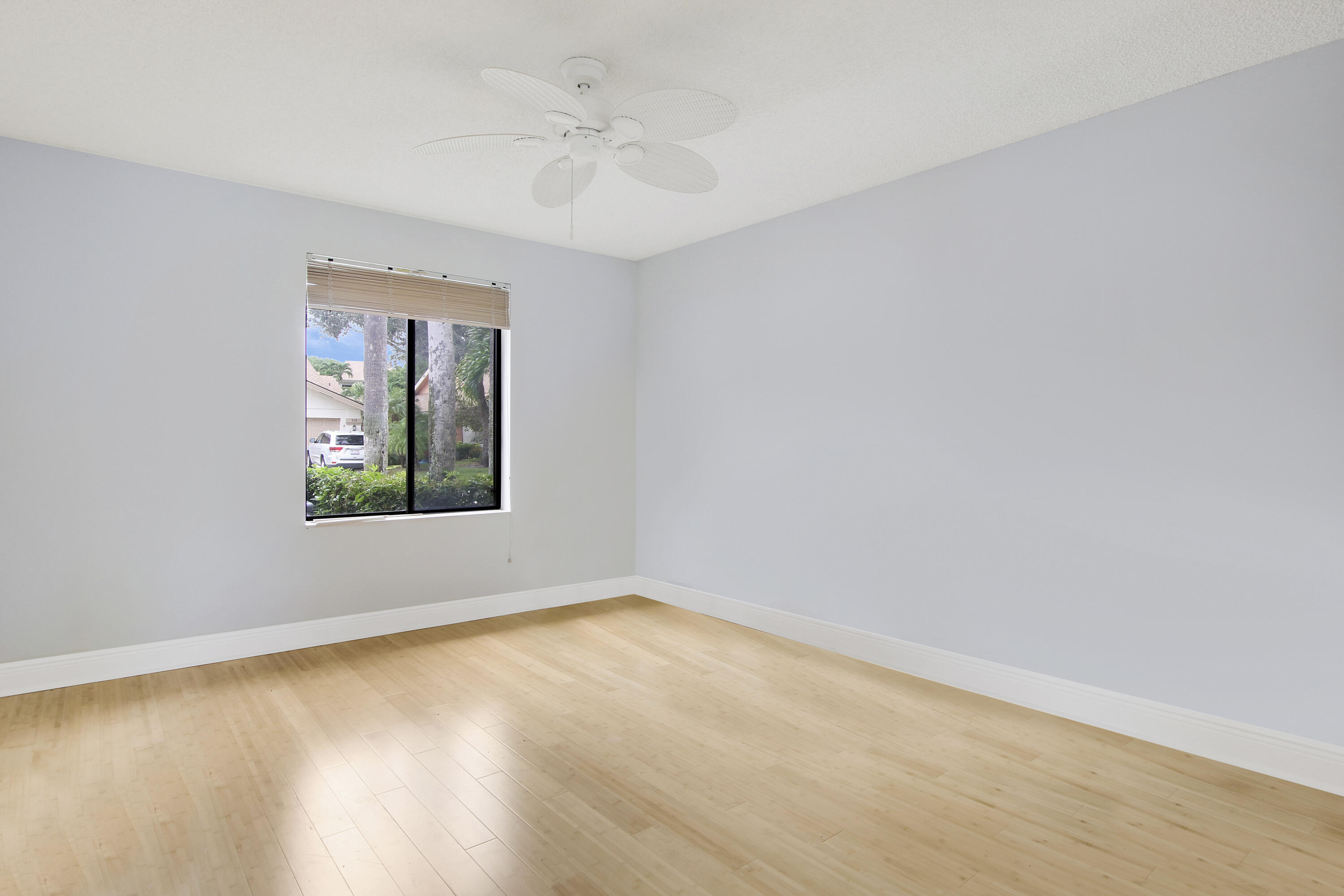 RIDGE AT THE BLUFFS - Residential Lease