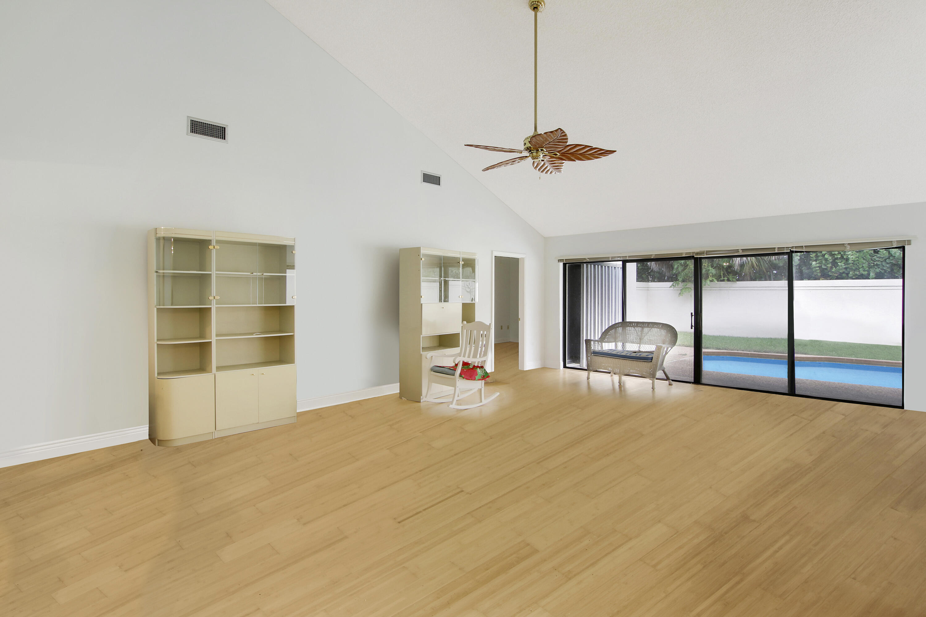 RIDGE AT THE BLUFFS - Residential Lease
