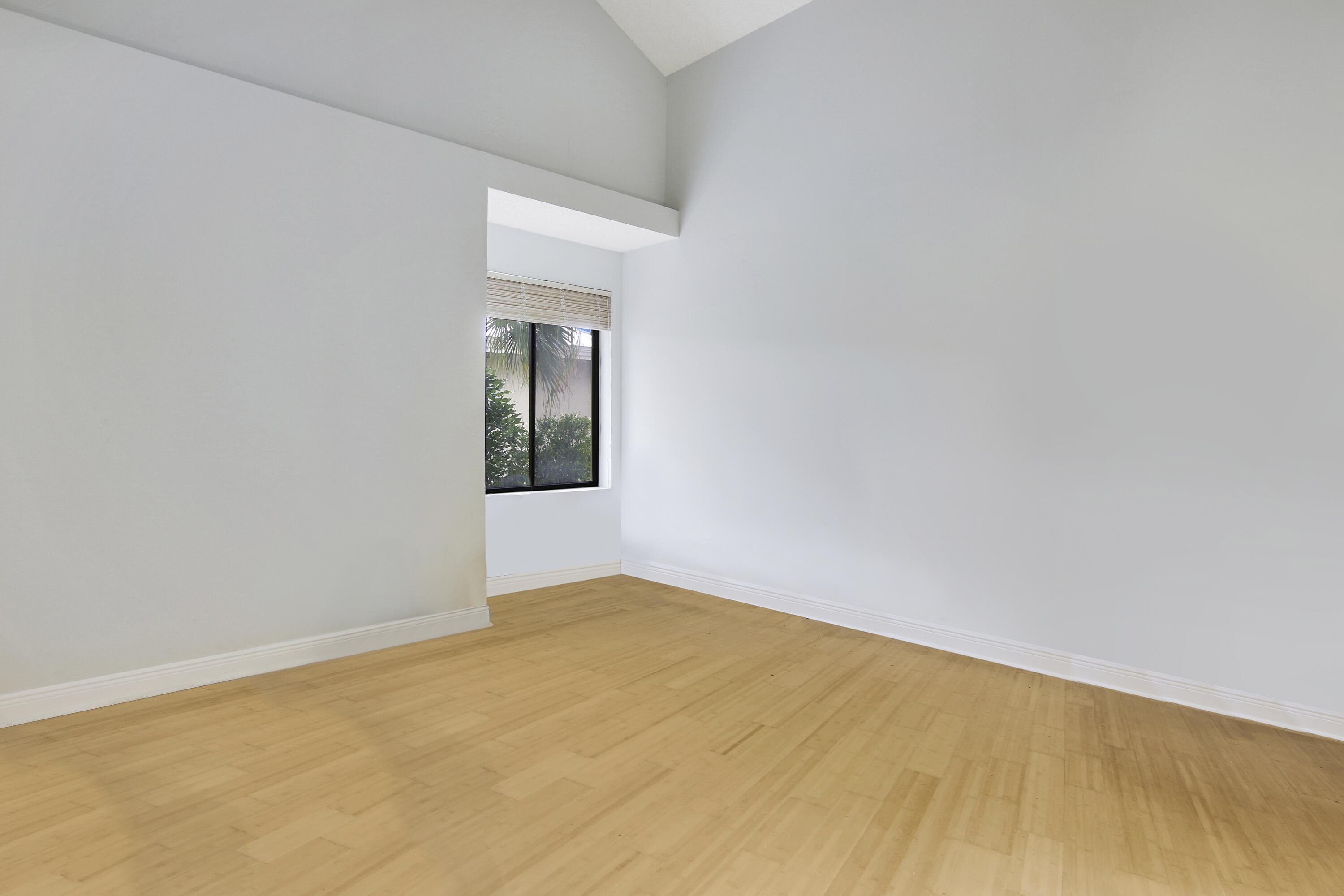 RIDGE AT THE BLUFFS - Residential Lease
