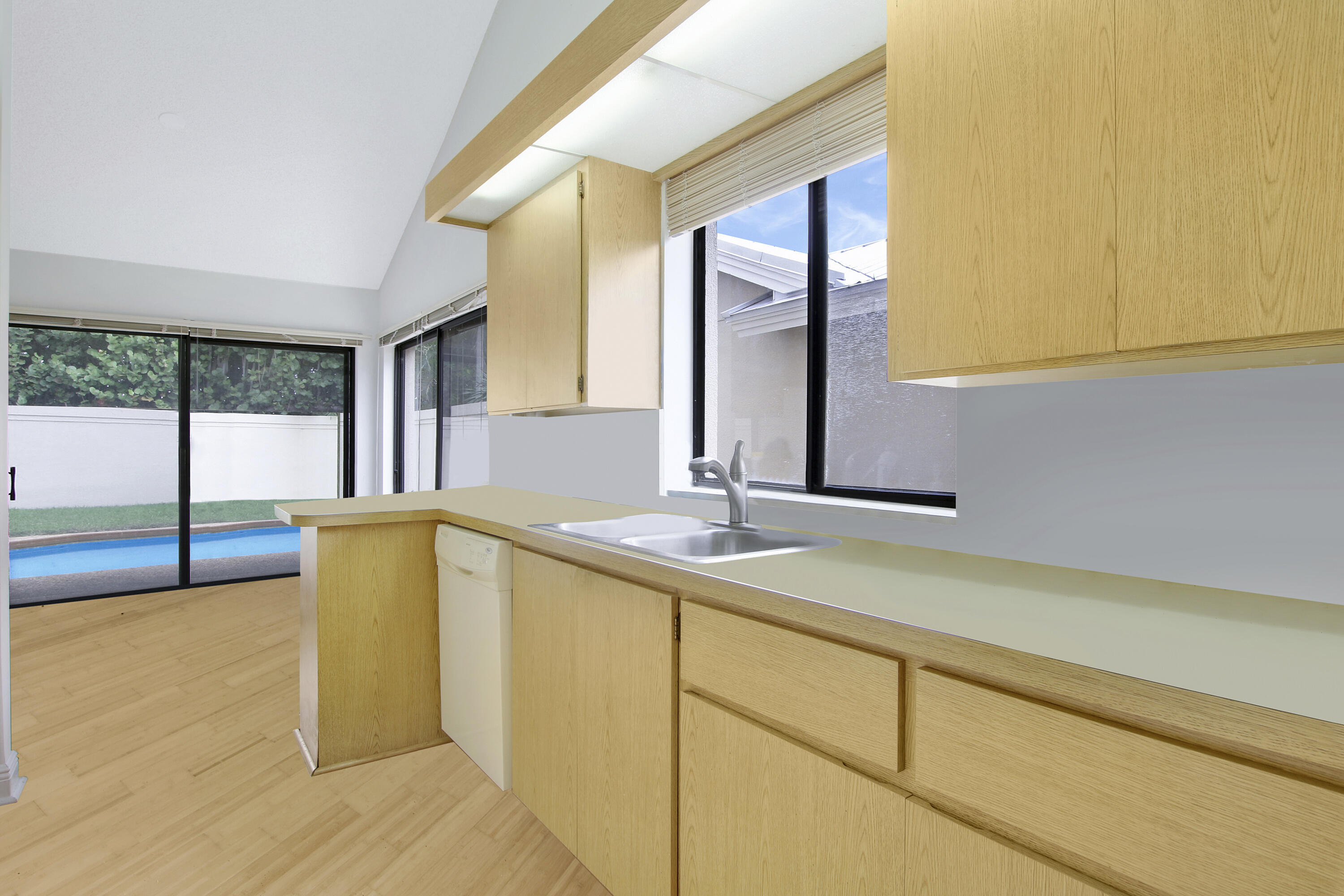 RIDGE AT THE BLUFFS - Residential Lease