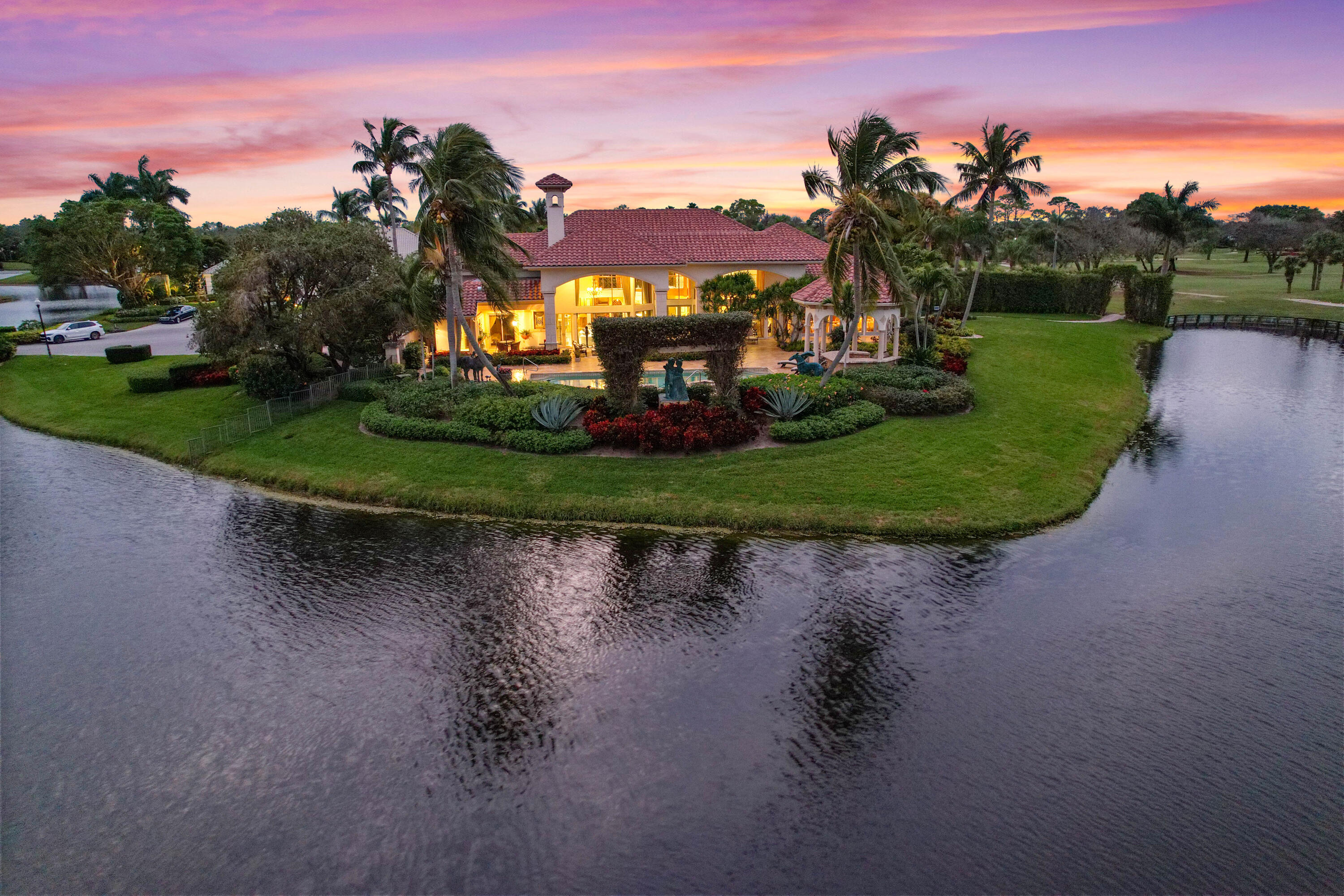 FRENCHMANS CREEK - Residential