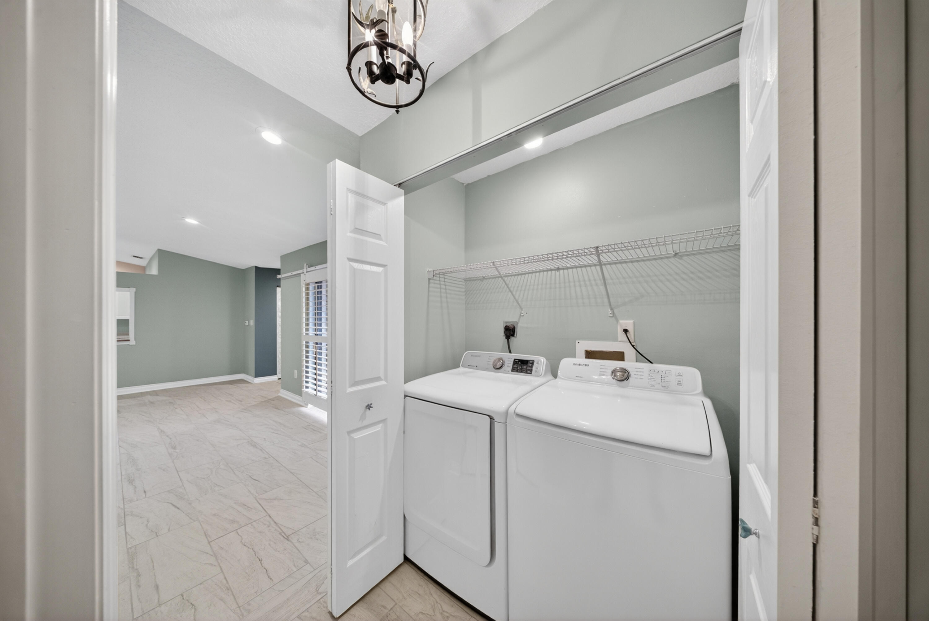 LONGWOOD VILLAGE PHASE 2 - Residential Lease