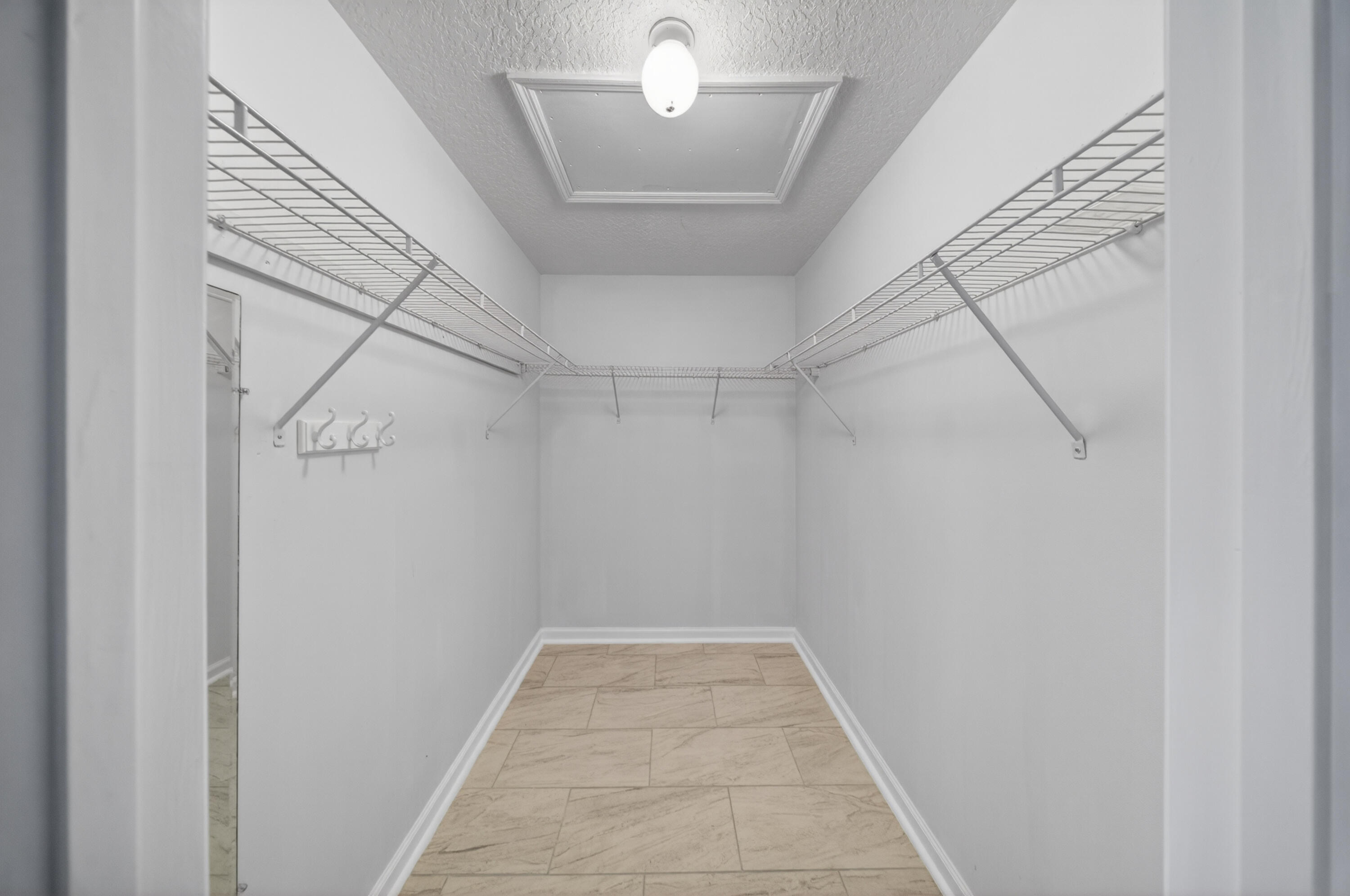 LONGWOOD VILLAGE PHASE 2 - Residential Lease