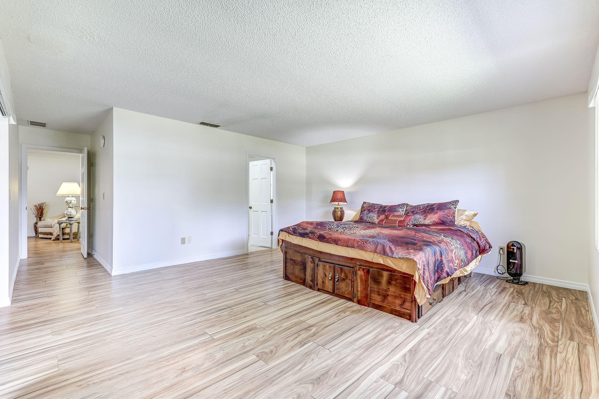 ERROL ESTS UT 4A - Residential