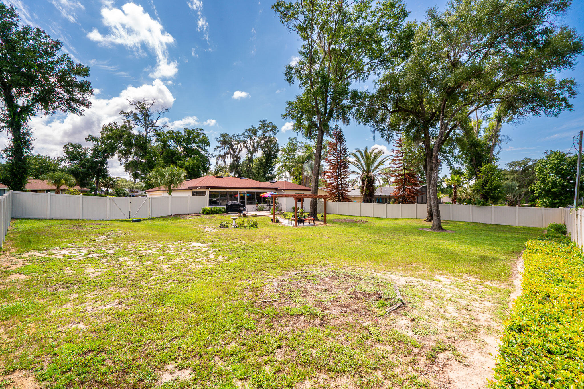 ERROL ESTS UT 4A - Residential