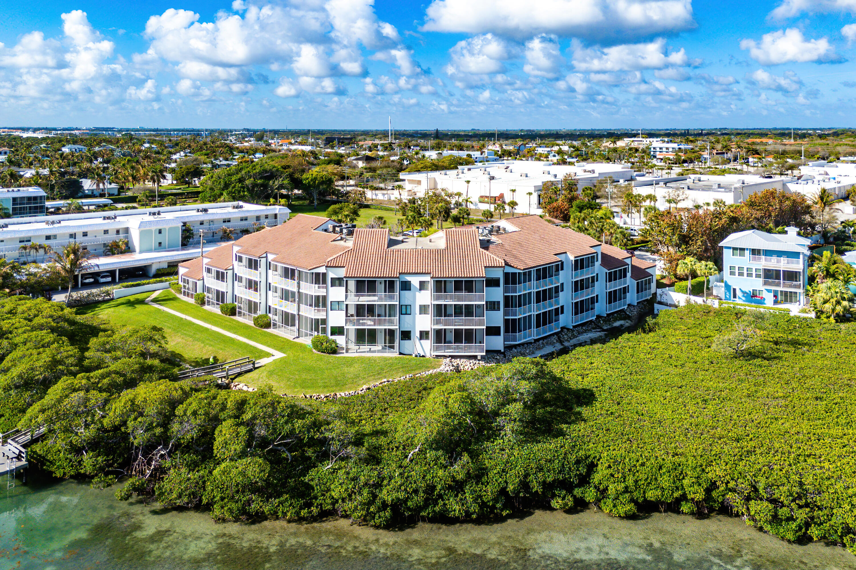 TEQUESTA COVE CONDO - Residential