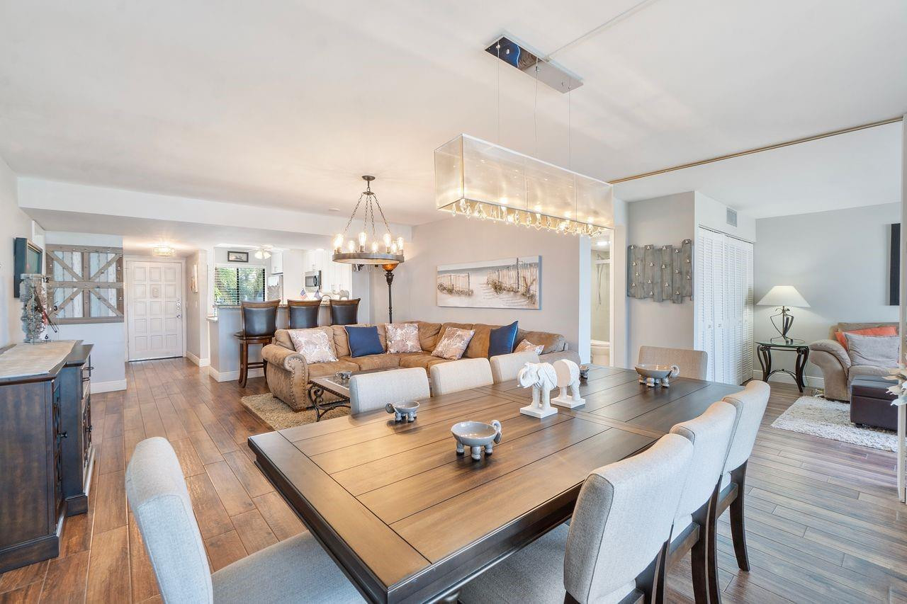 FOUNTAINS OF PALM BEACH CONDO 4 - Residential
