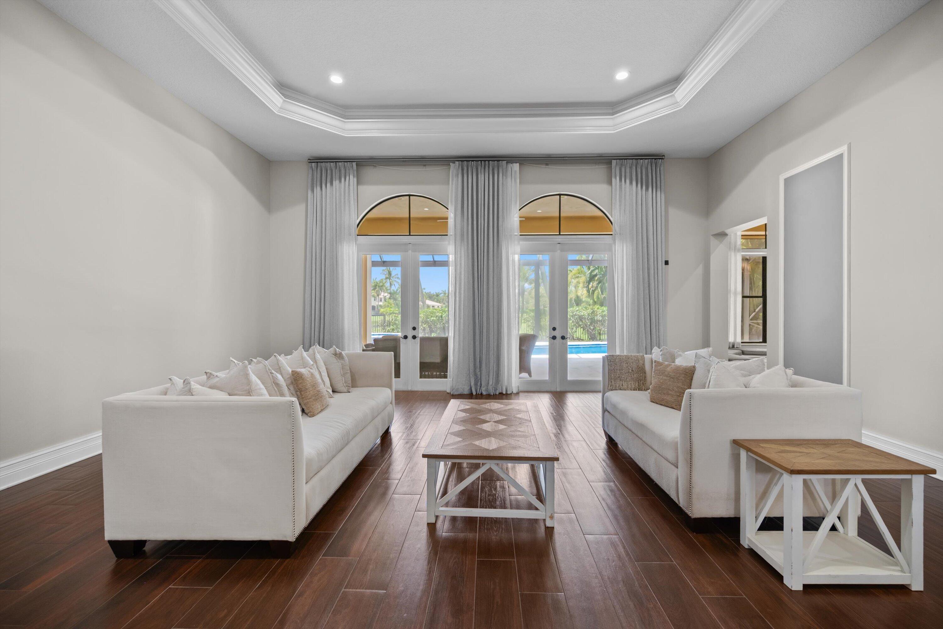 ISLES AT WELLINGTON PL 4 - Residential