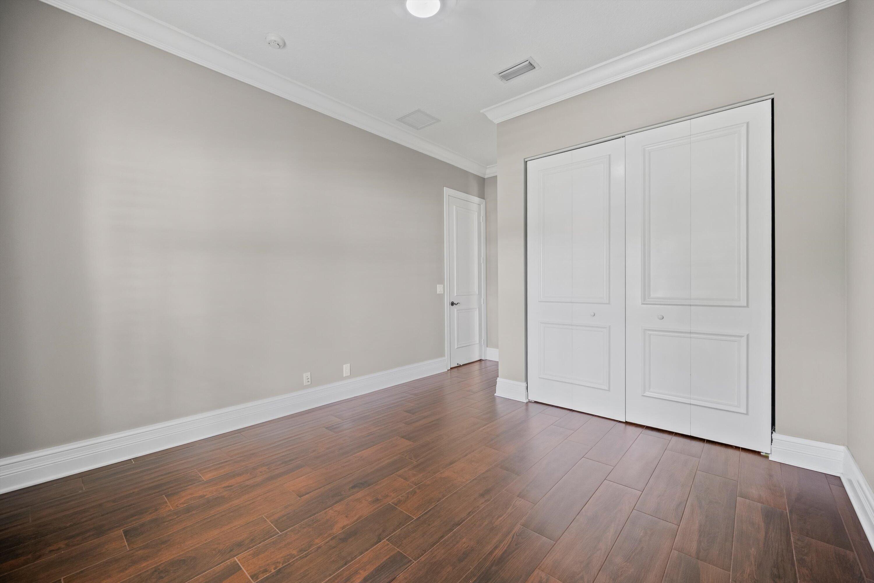 ISLES AT WELLINGTON PL 4 - Residential