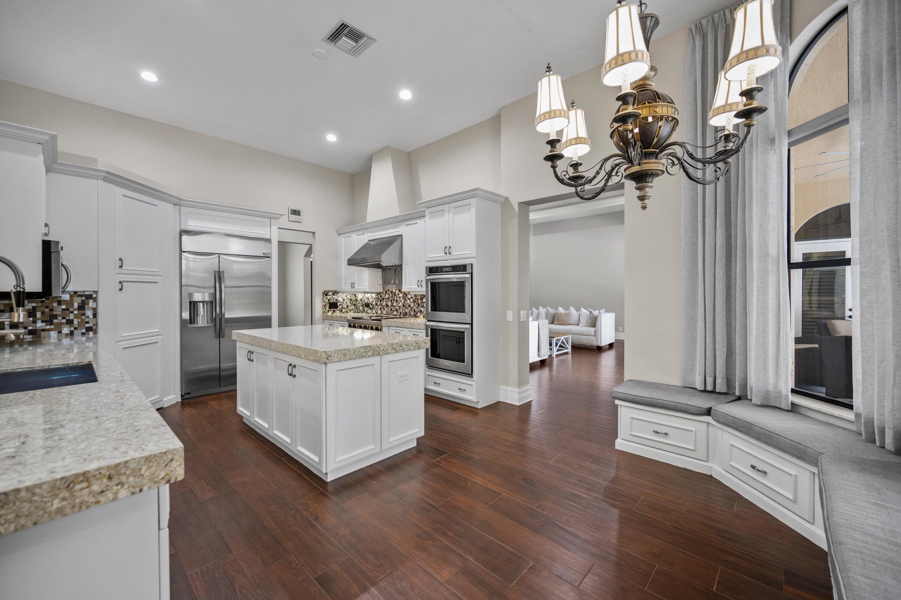 ISLES AT WELLINGTON PL 4 - Residential