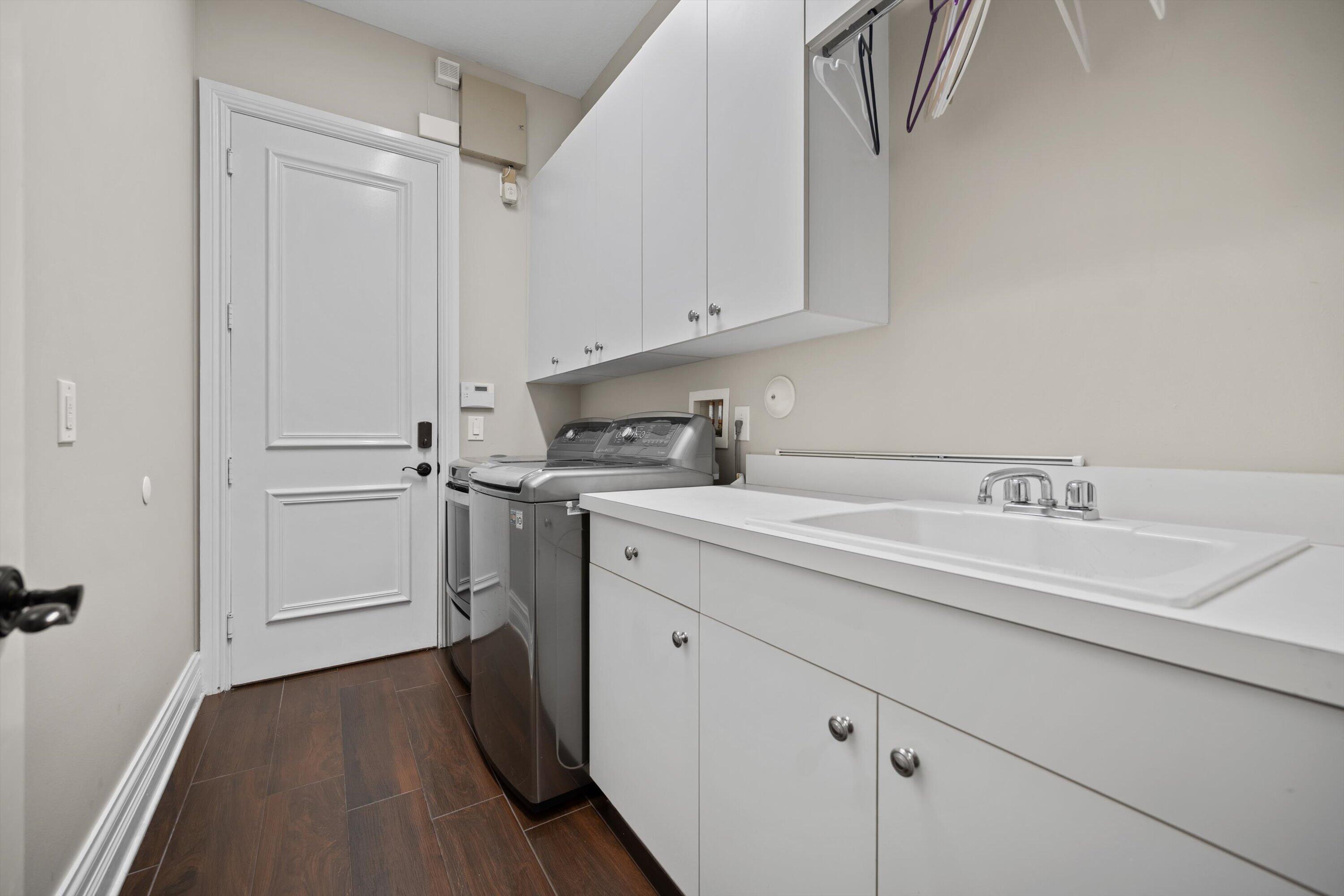 ISLES AT WELLINGTON PL 4 - Residential