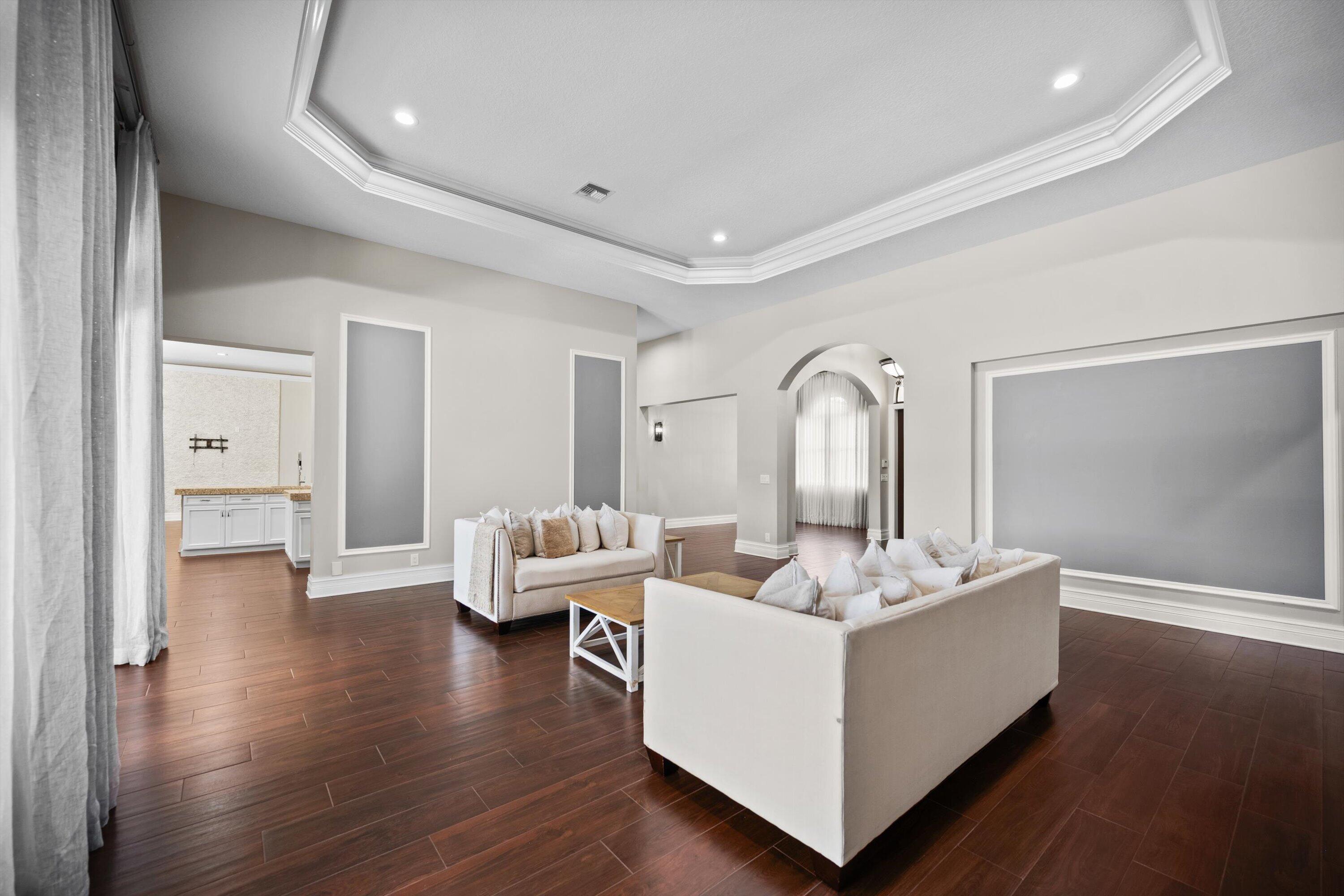 ISLES AT WELLINGTON PL 4 - Residential