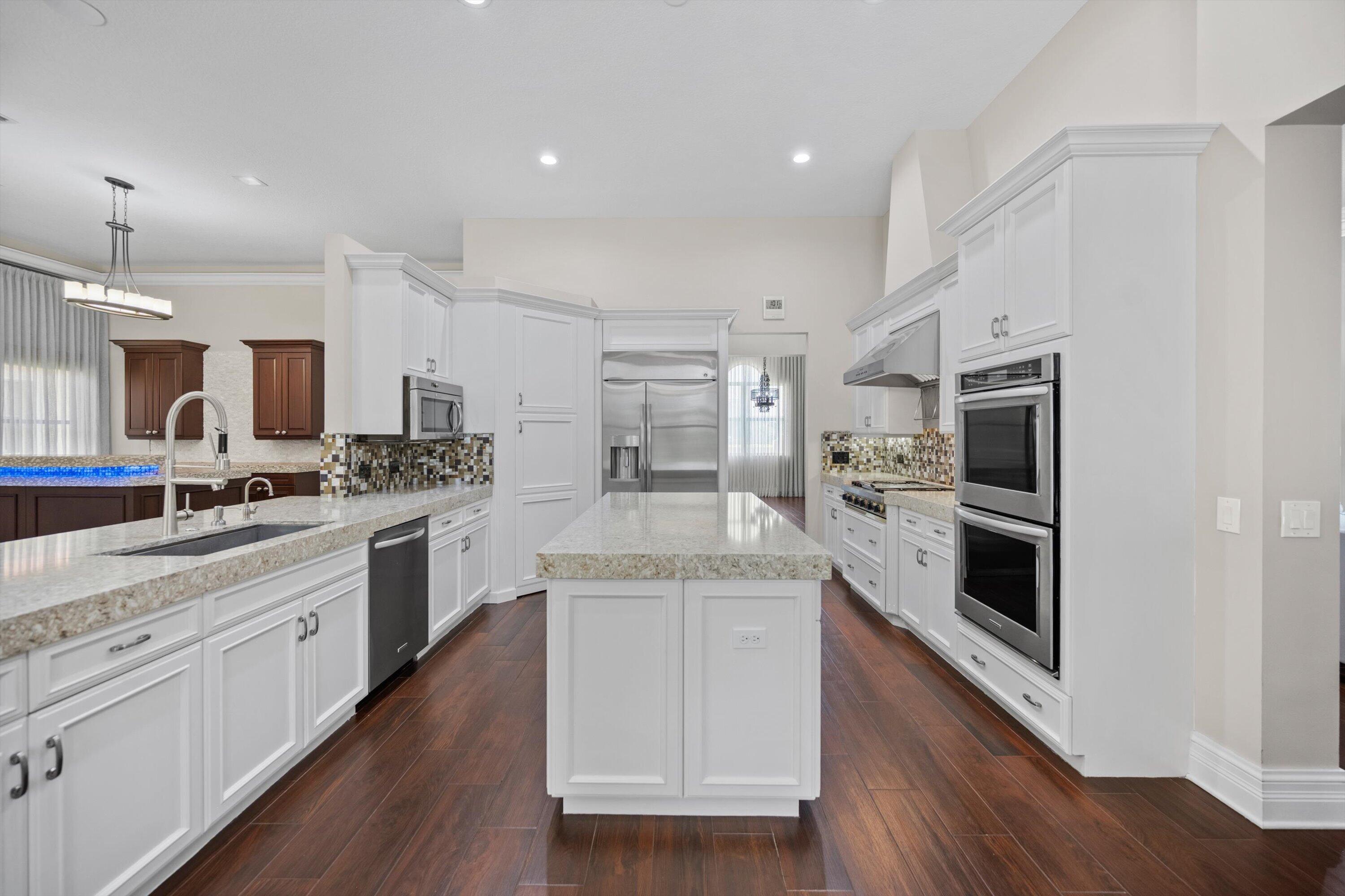 ISLES AT WELLINGTON PL 4 - Residential
