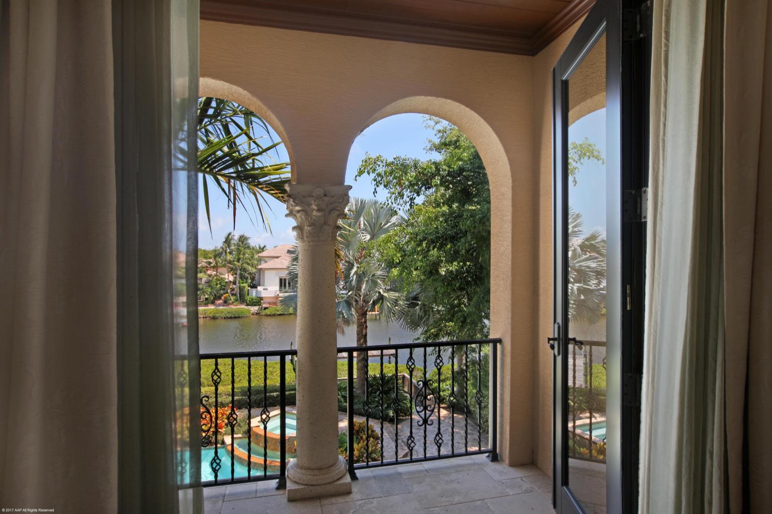 ADMIRALS COVE - Residential