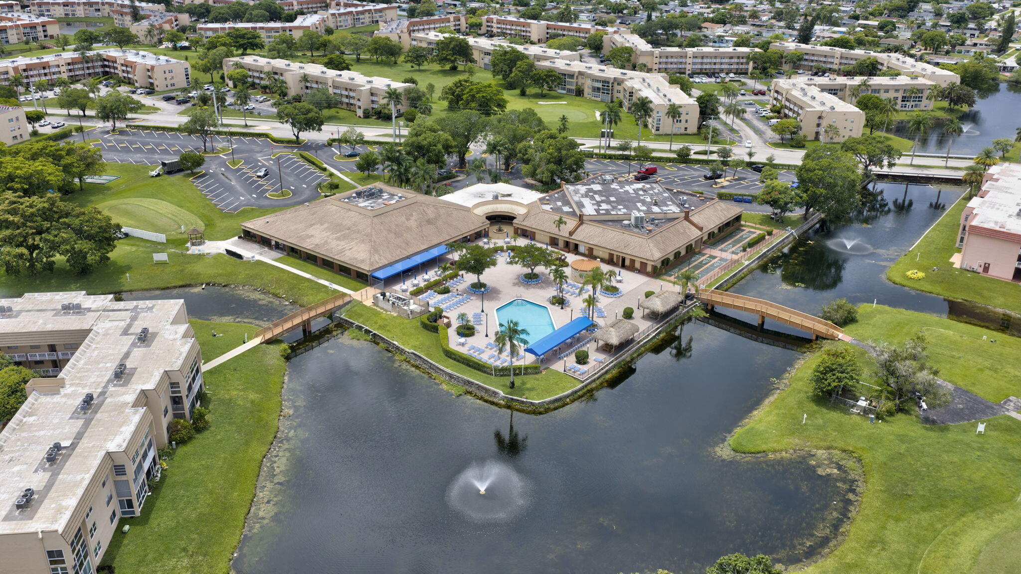 SUNRISE LAKES 113 CONDO - Residential