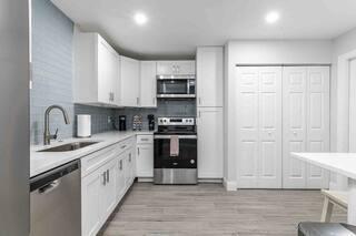SUGAR POND MANOR OF WELLINGTON - Residential Lease