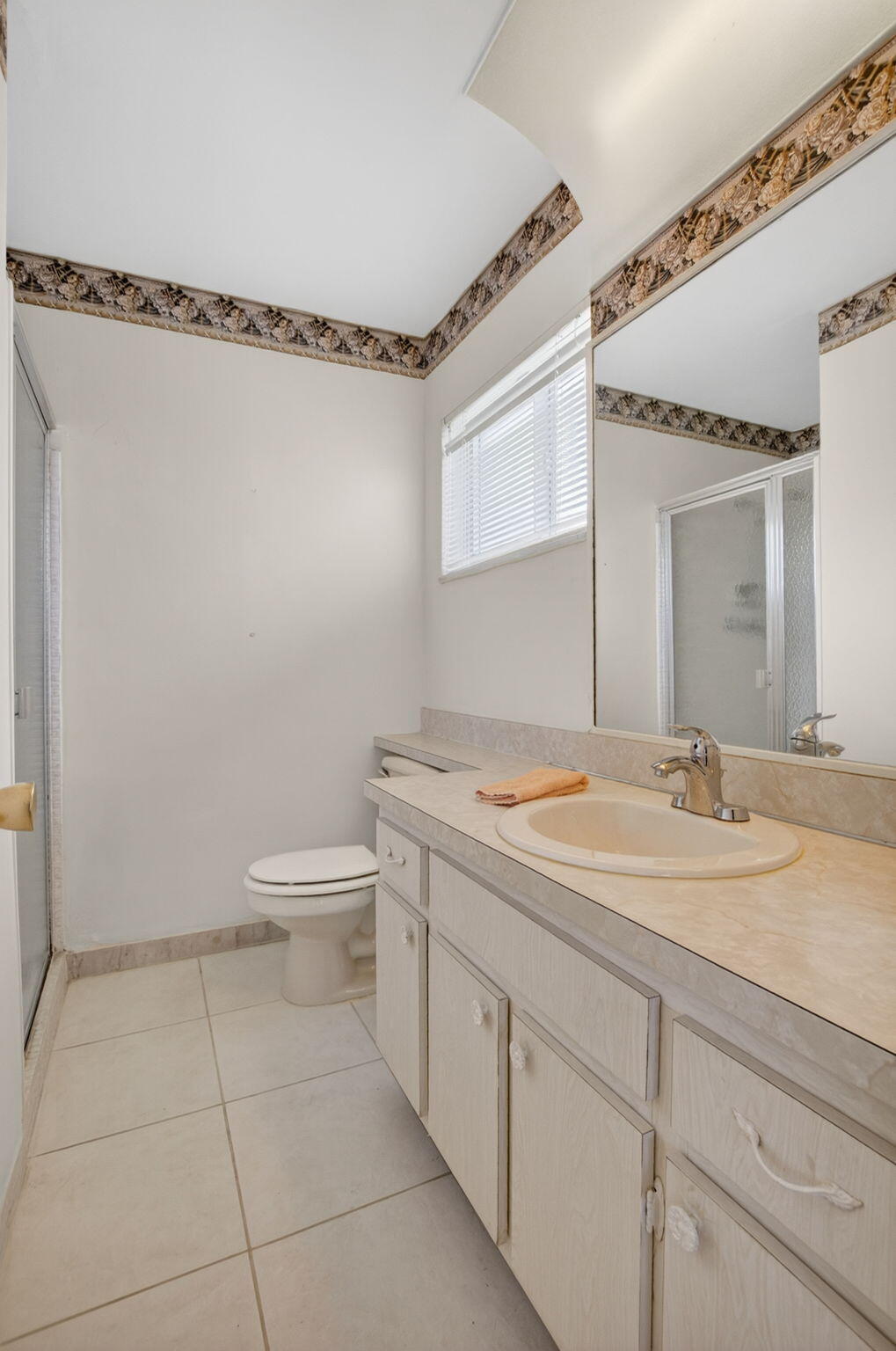 PALM BEACH LEISUREVILLE REPLAT - Residential
