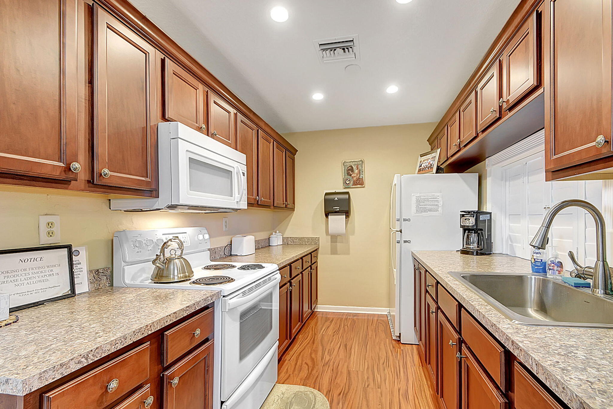 PALM BEACH LEISUREVILLE REPLAT - Residential