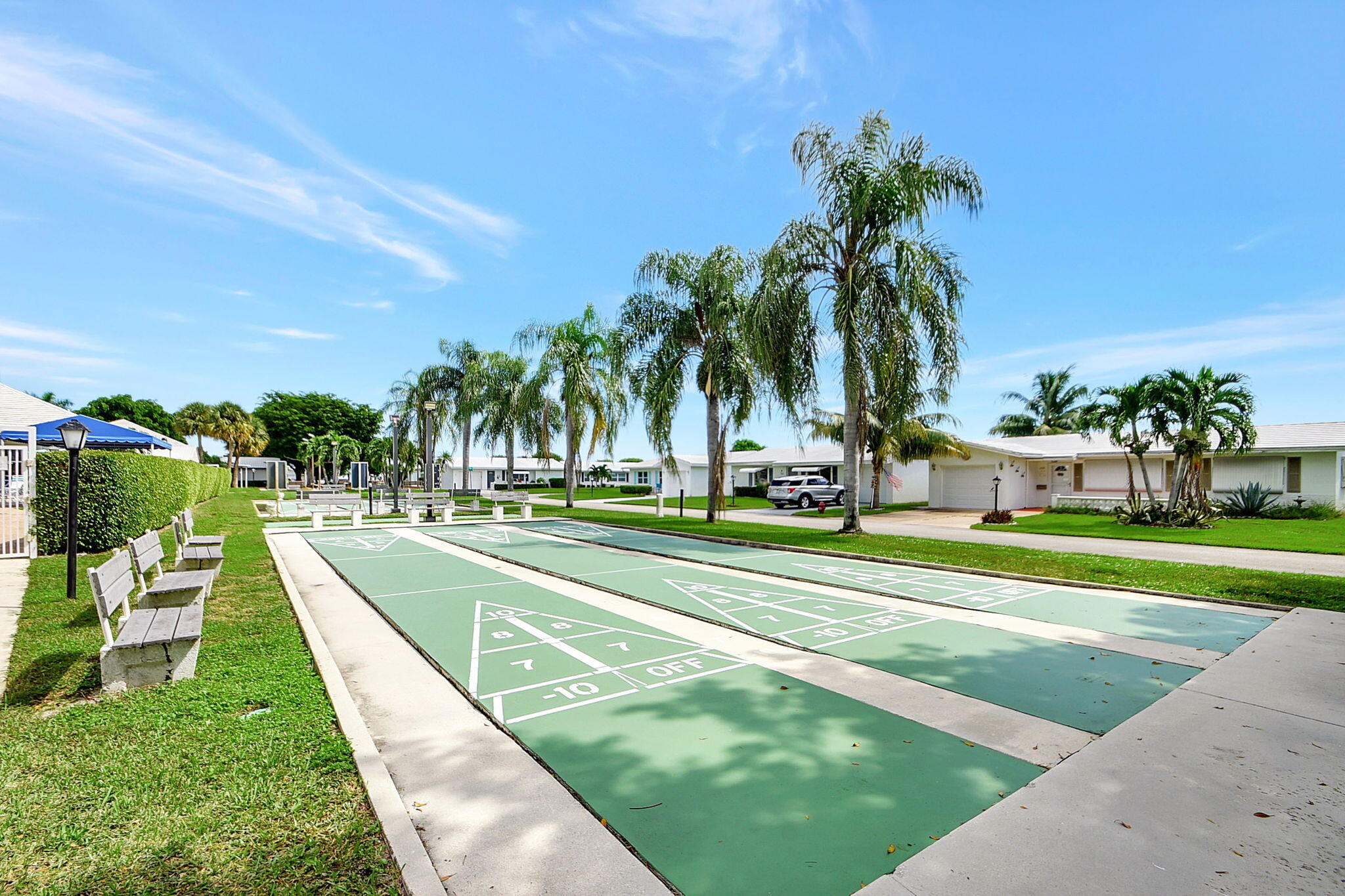 PALM BEACH LEISUREVILLE REPLAT - Residential