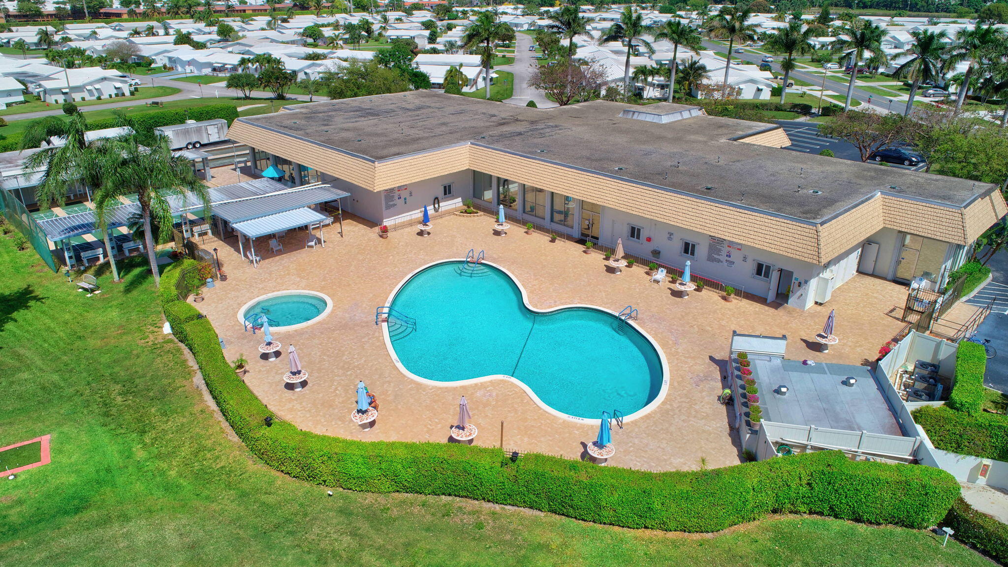 PALM BEACH LEISUREVILLE REPLAT - Residential