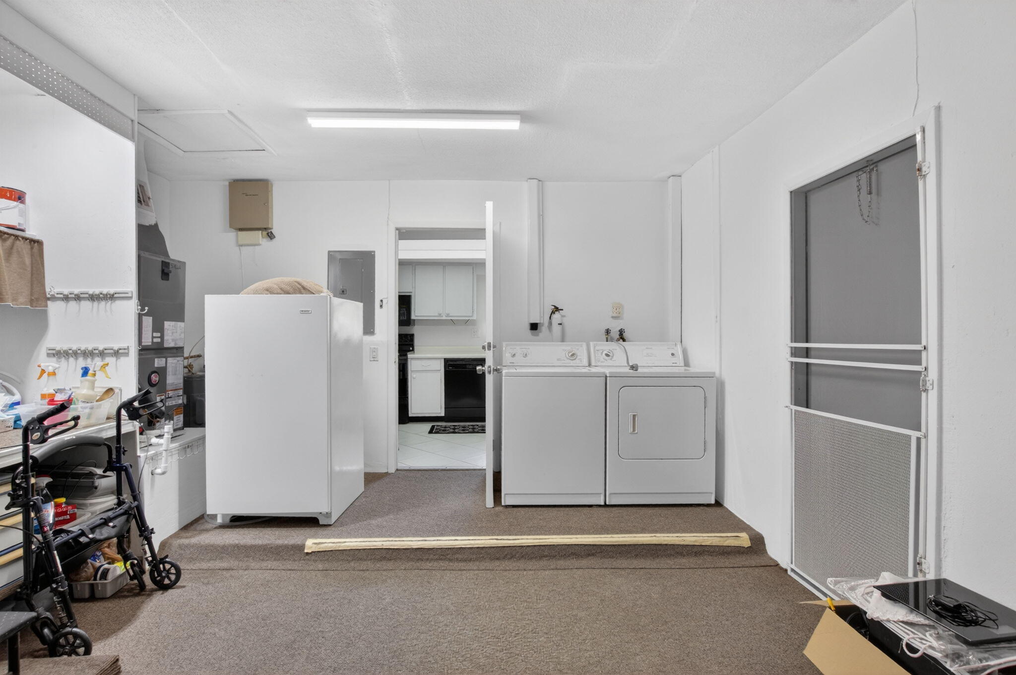 PALM BEACH LEISUREVILLE REPLAT - Residential