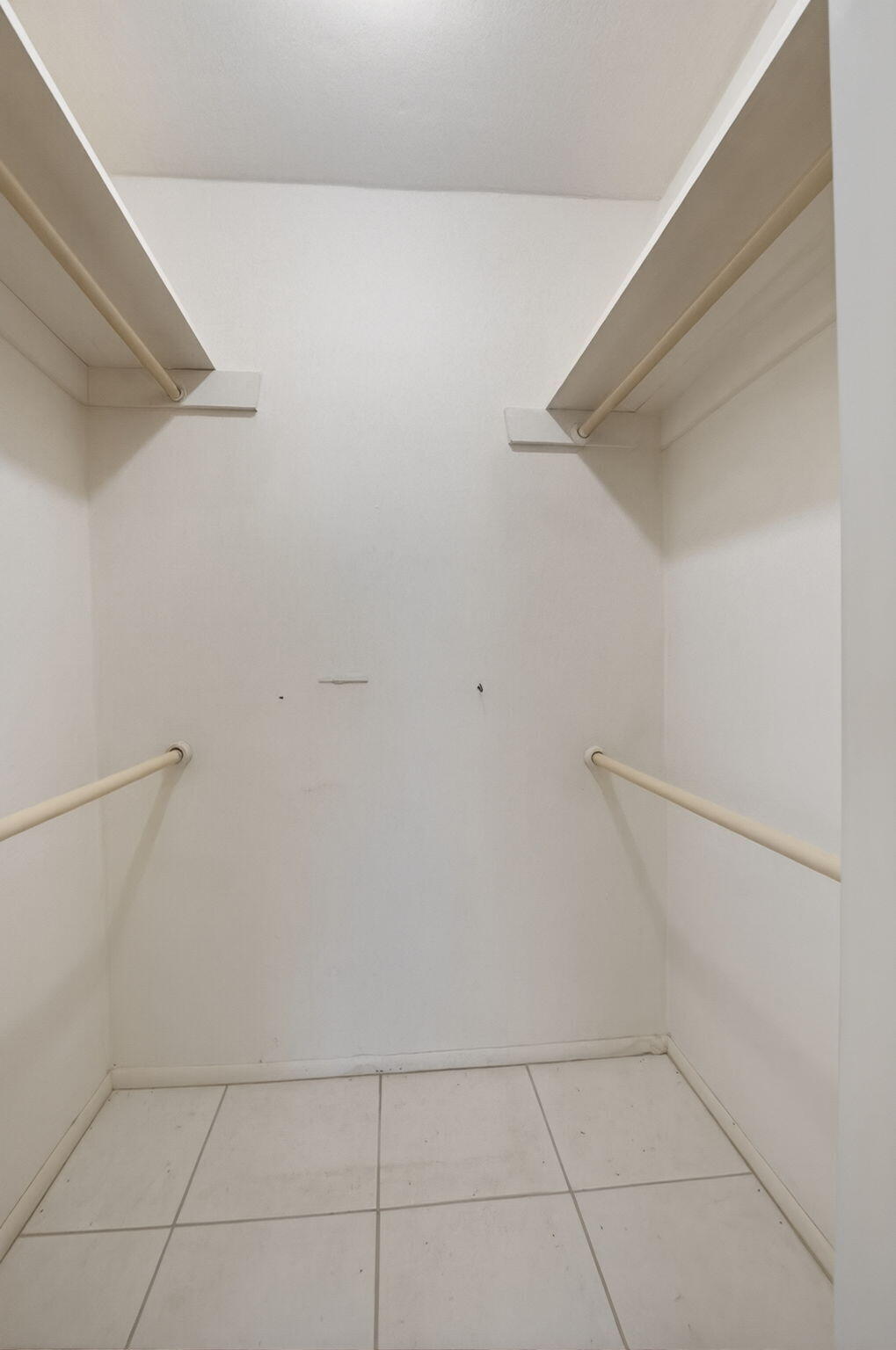 PALM BEACH LEISUREVILLE REPLAT - Residential