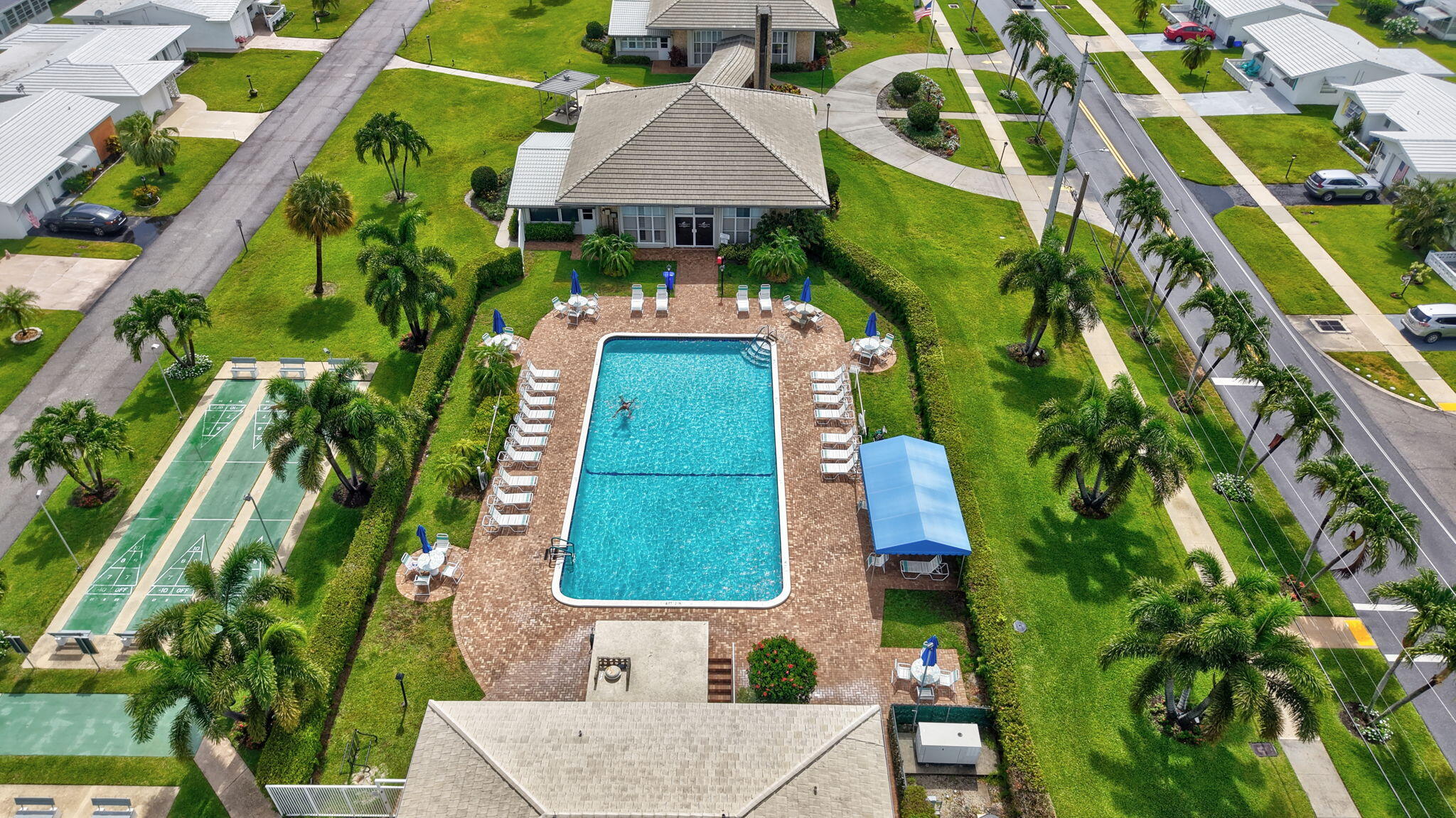 PALM BEACH LEISUREVILLE REPLAT - Residential