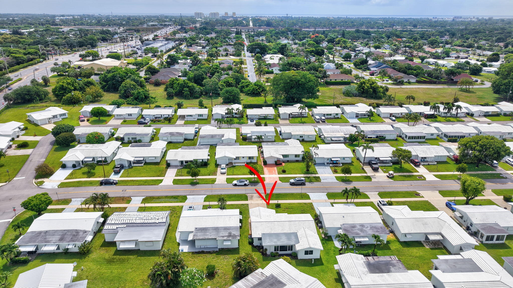 PALM BEACH LEISUREVILLE REPLAT - Residential