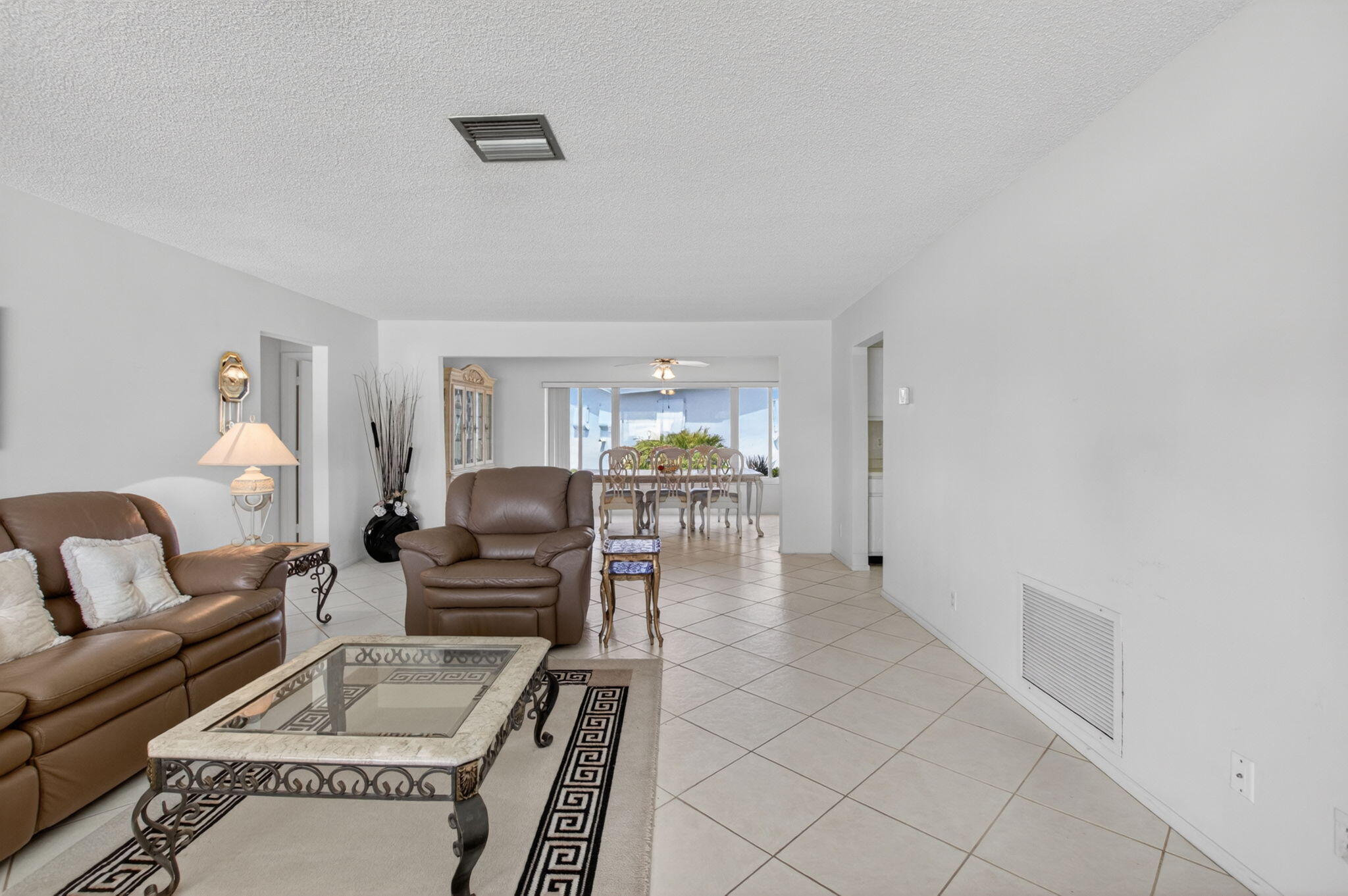 PALM BEACH LEISUREVILLE REPLAT - Residential