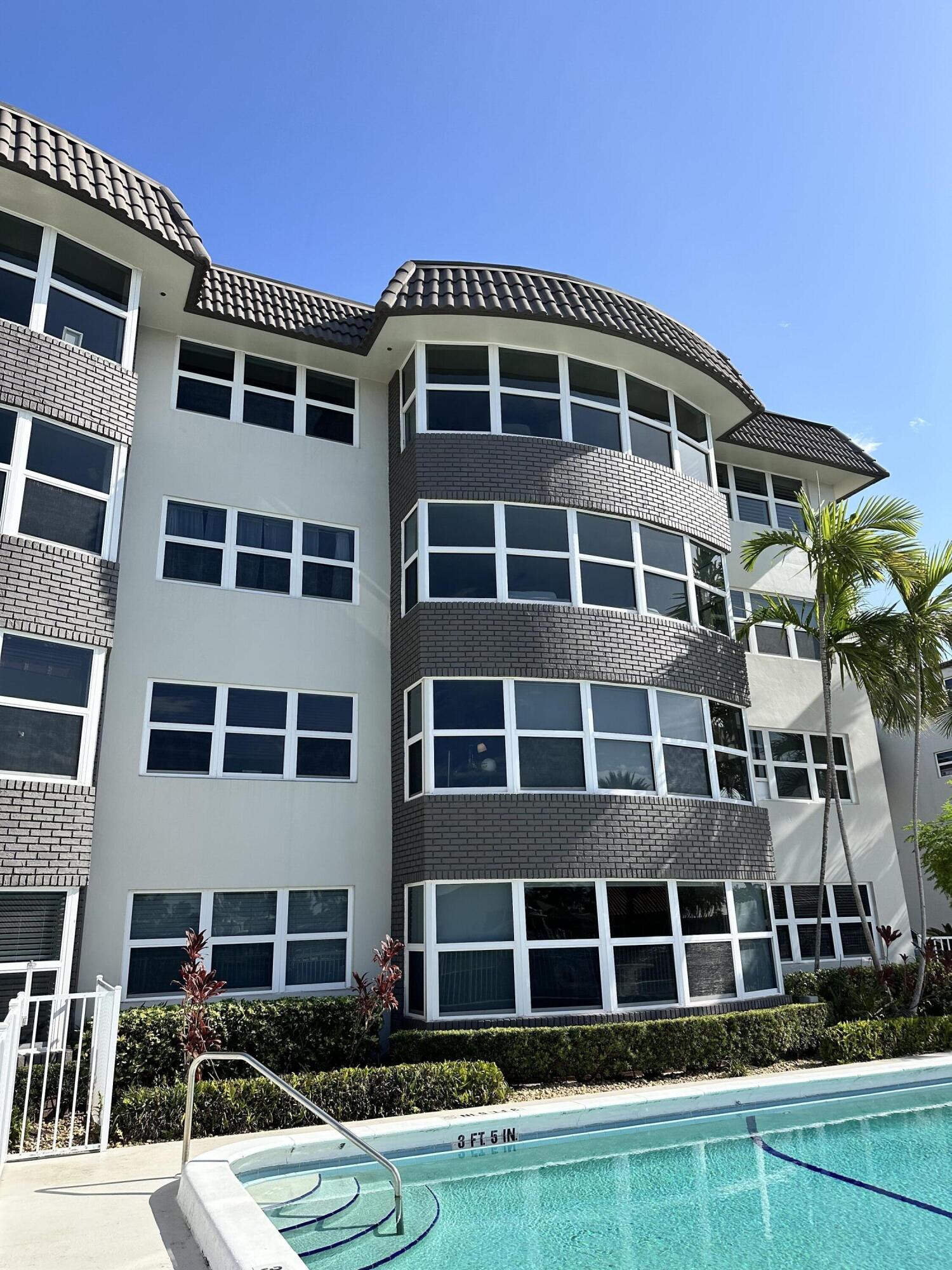 HERITAGE LANDINGS CONDO - Residential